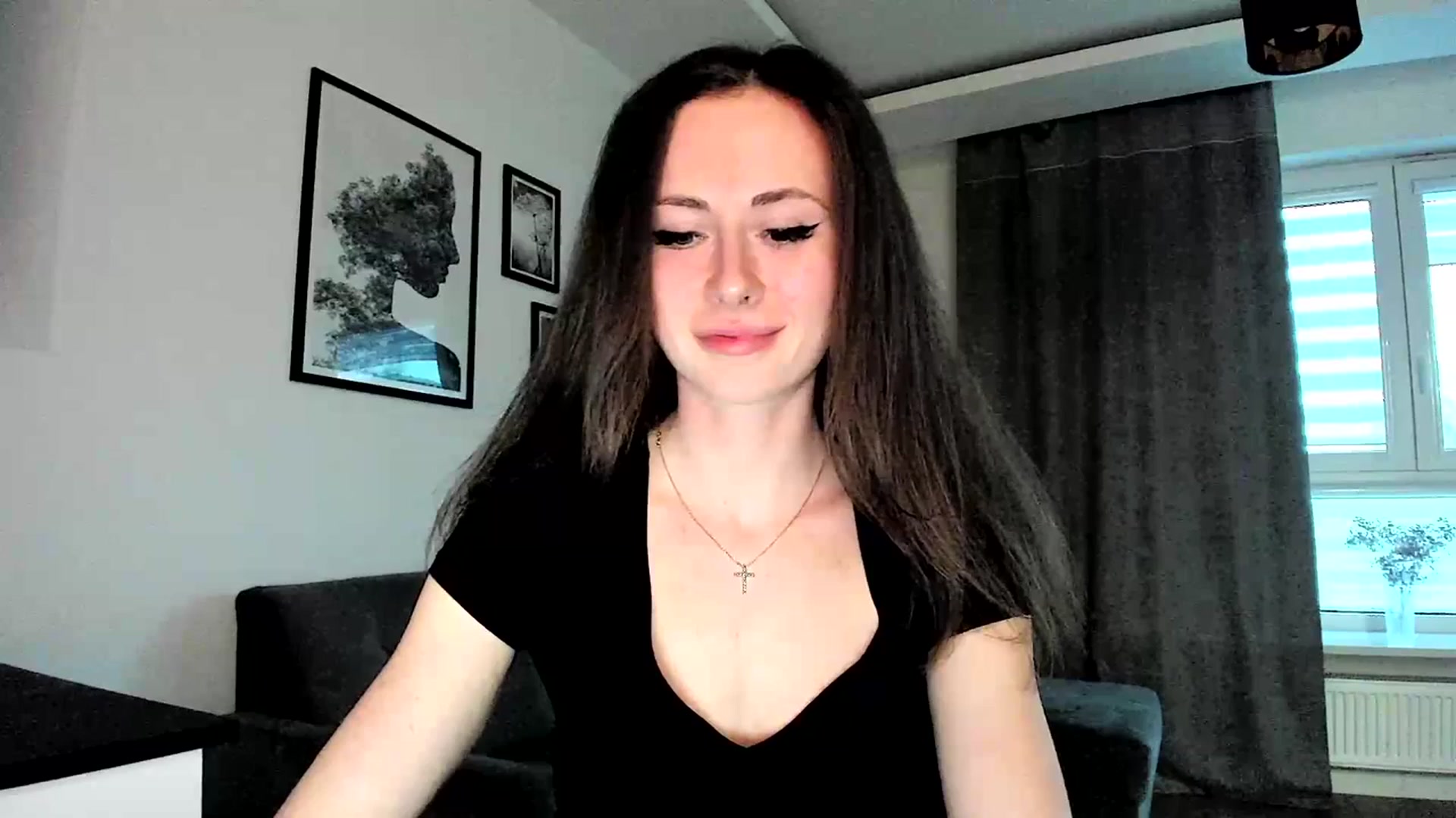 Gallery image thumbnail from Amber_Fry's myfreecams stream on, 03/12/2024, 16:34 image 13 of 20