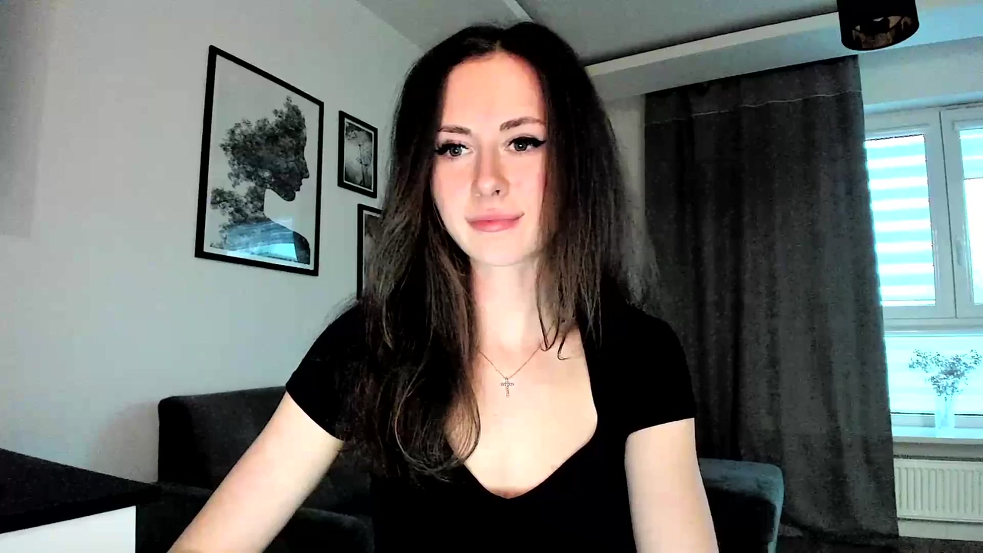 Gallery image thumbnail from Amber_Fry's myfreecams stream on, 03/12/2024, 16:34 image 12 of 20