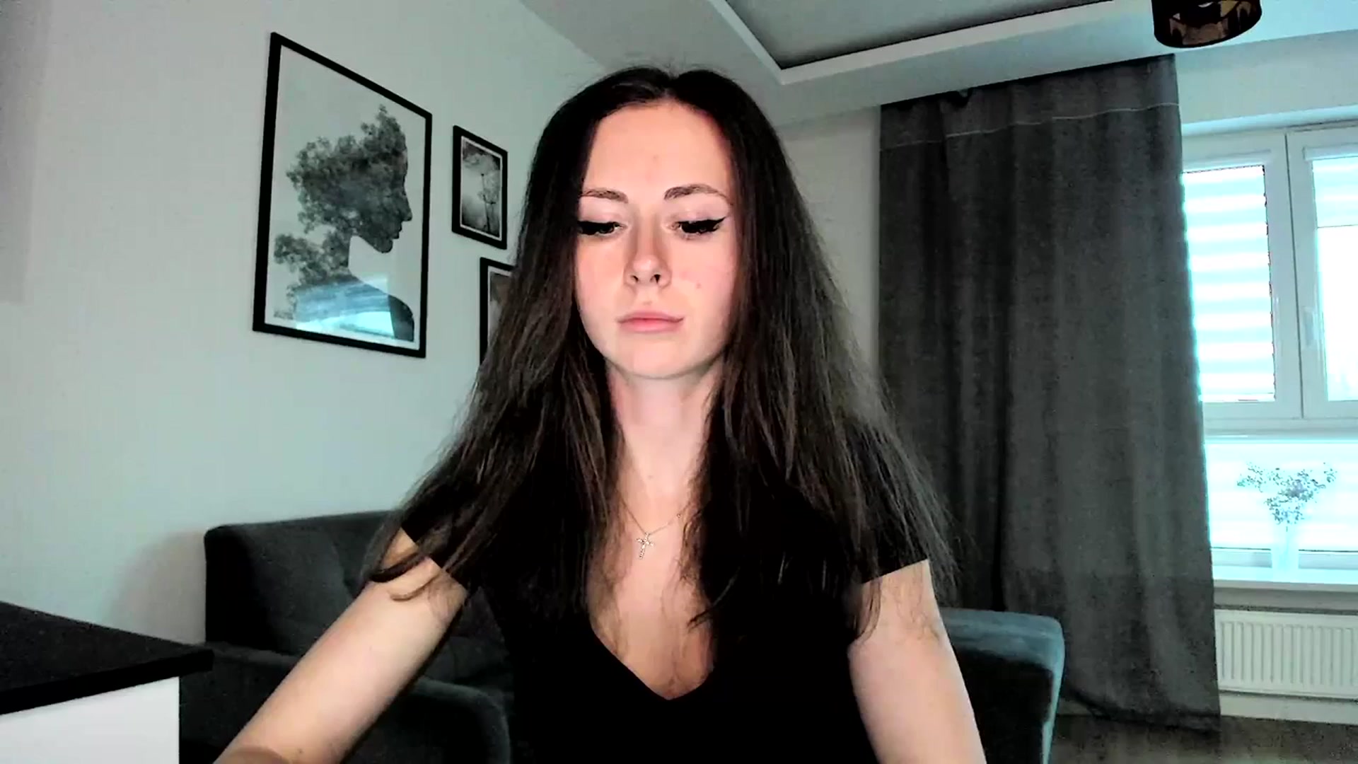 Gallery image thumbnail from Amber_Fry's myfreecams stream on, 03/12/2024, 16:34 image 4 of 20