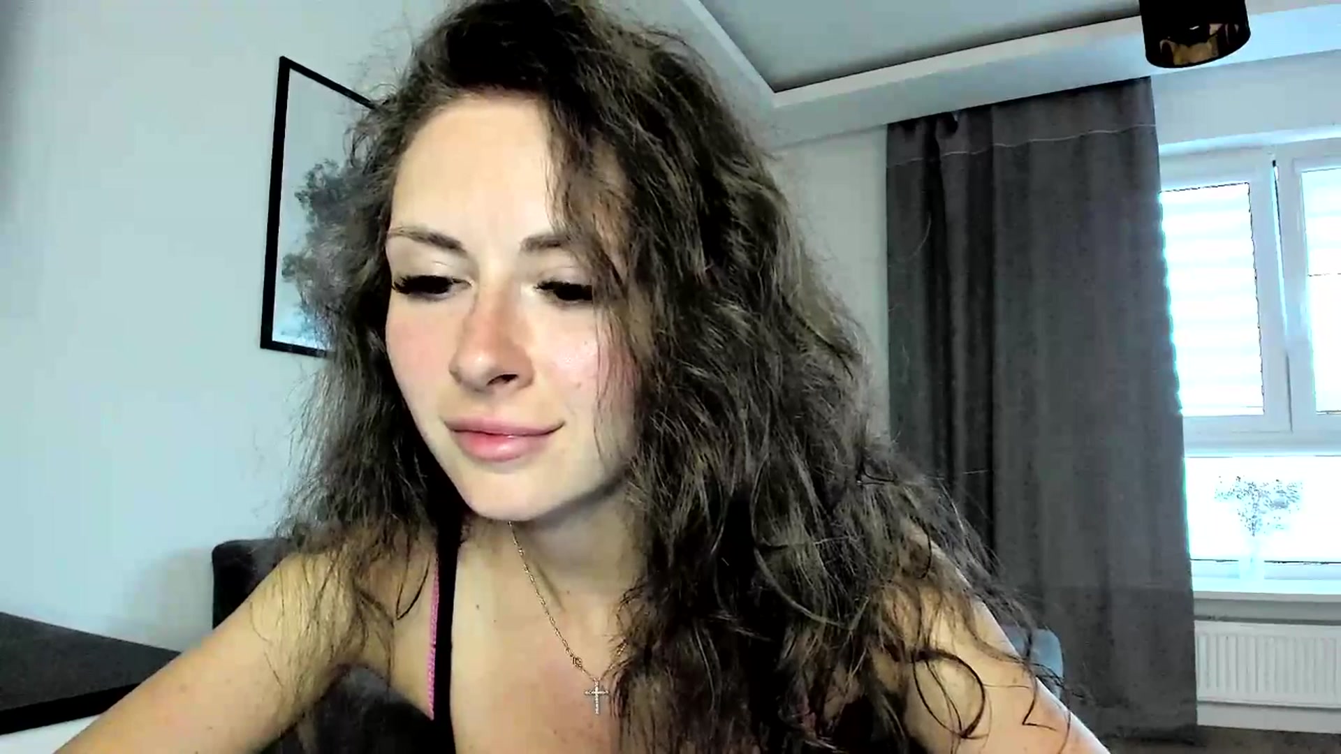 Gallery image thumbnail from Amber_Fry's myfreecams stream on, 04/01/2024, 17:12 image 20 of 20