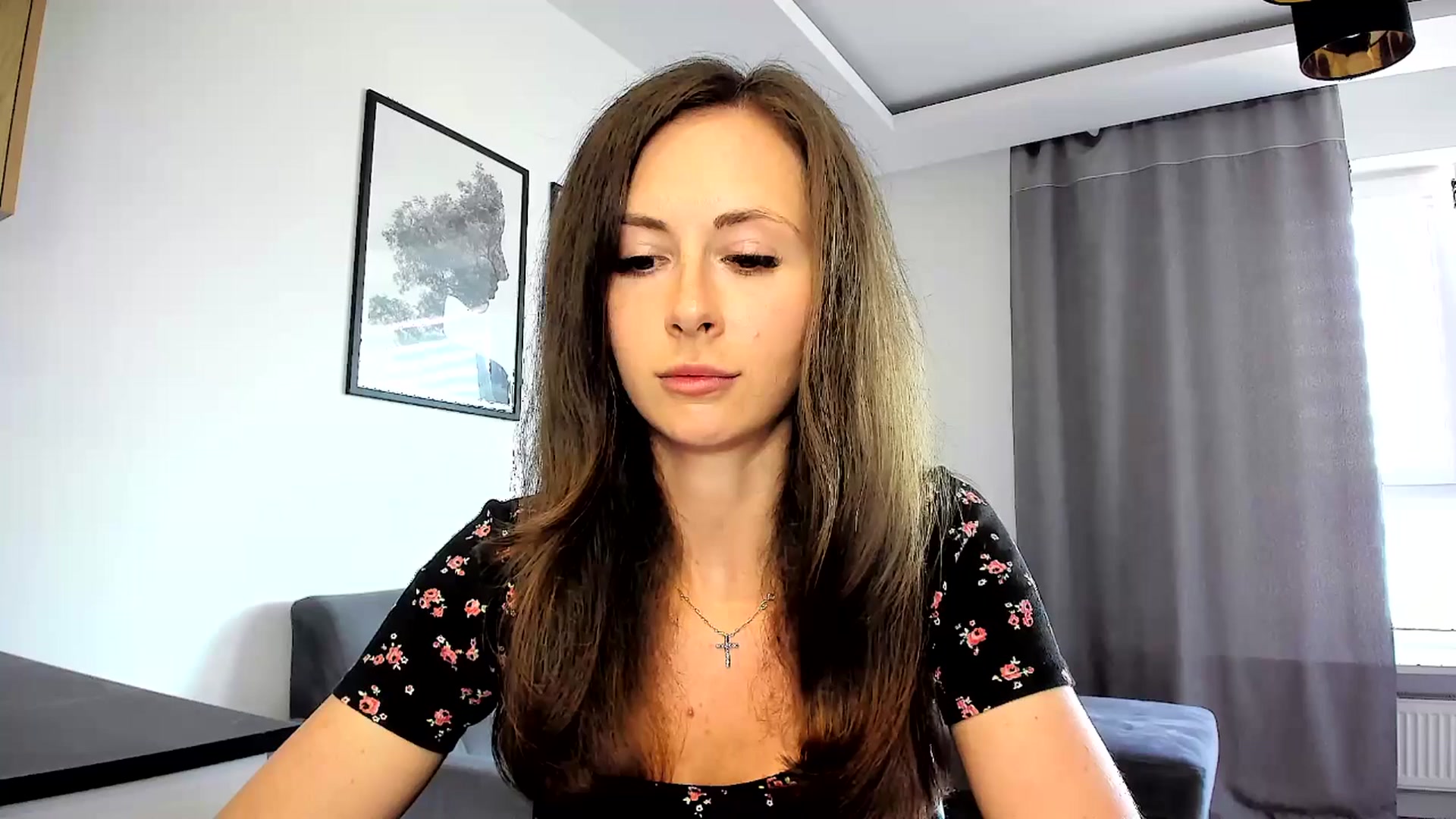 Gallery image thumbnail from Amber_Fry's myfreecams stream on, 04/11/2024, 14:18 image 9 of 20