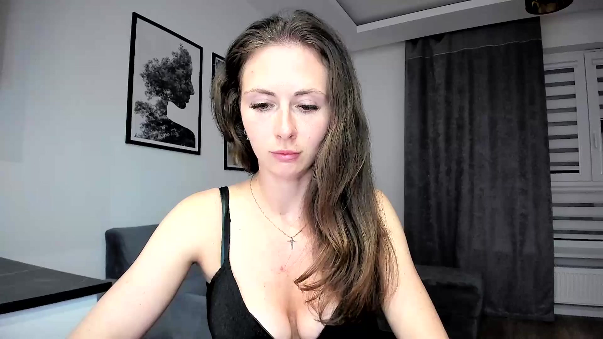 Gallery image thumbnail from Amber_Fry's myfreecams stream on, 04/12/2024, 19:06 image 7 of 20