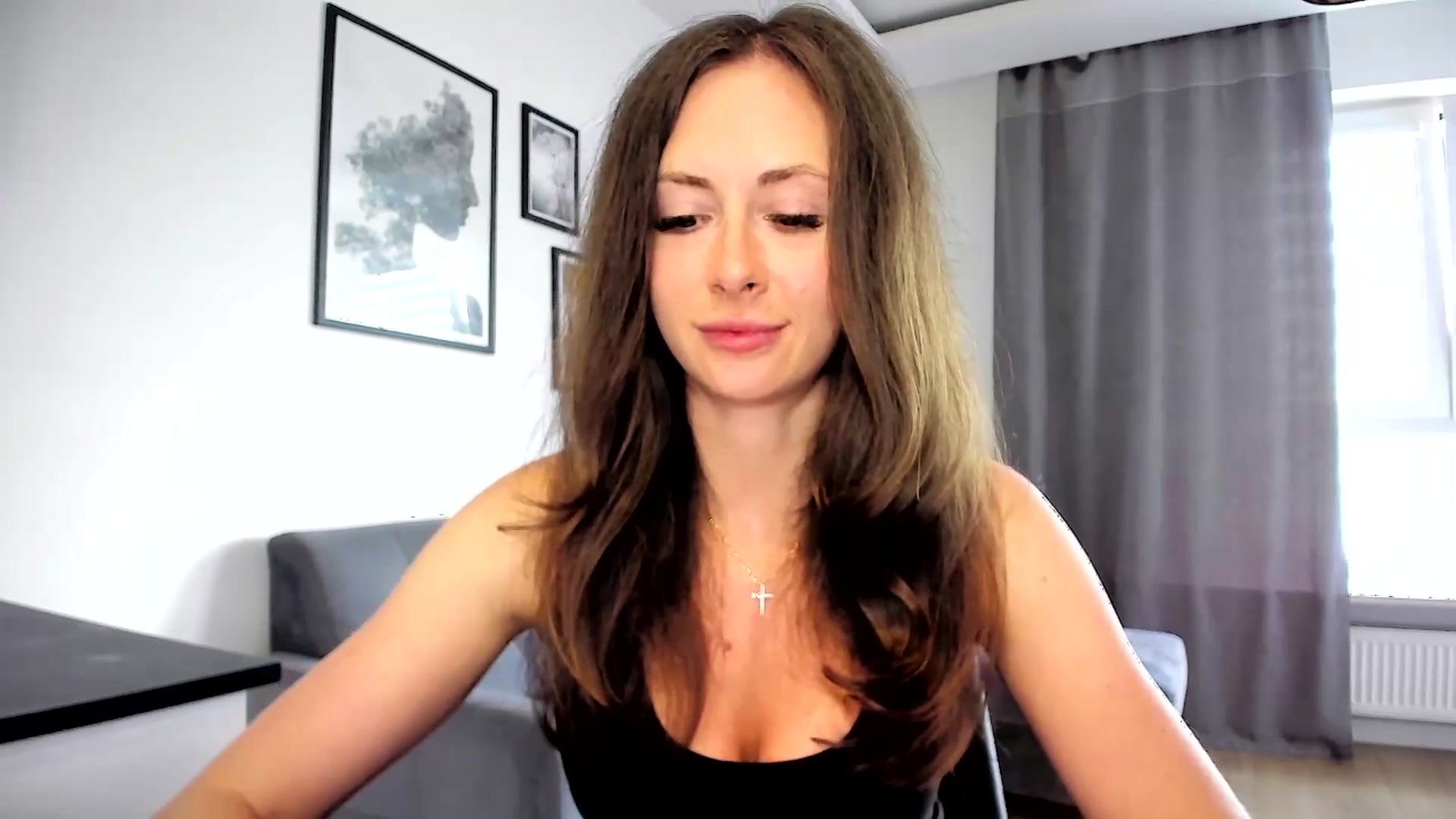 Gallery image thumbnail from Amber_Fry's myfreecams stream on, 04/13/2024, 14:49 image 12 of 20