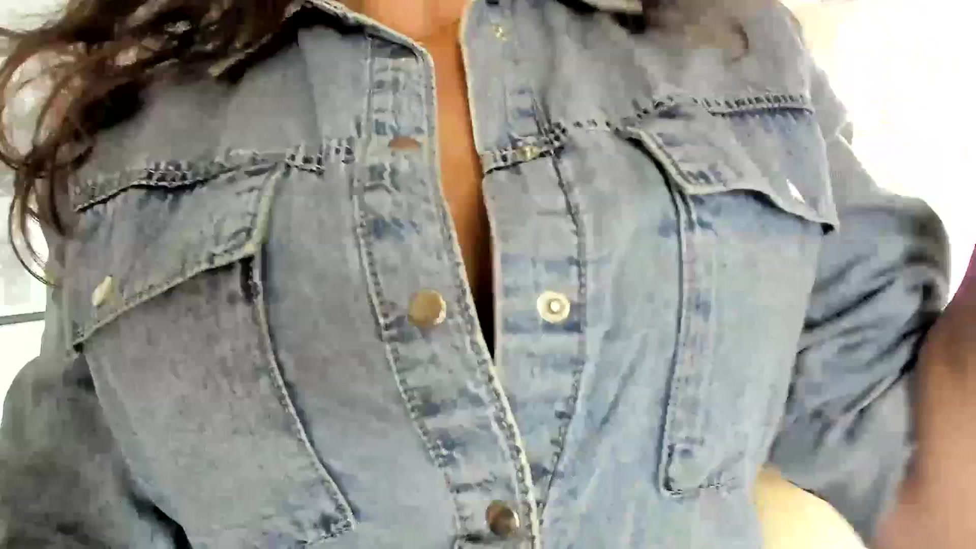 Gallery image thumbnail from Amber_Fry's myfreecams stream on, 04/18/2024, 15:38 image 16 of 20