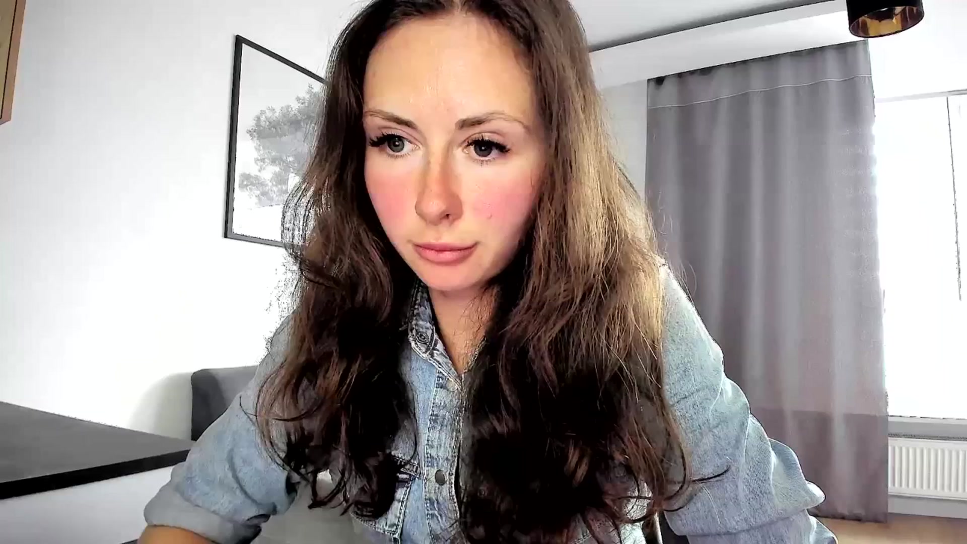 Gallery image thumbnail from Amber_Fry's myfreecams stream on, 04/18/2024, 15:38 image 5 of 20
