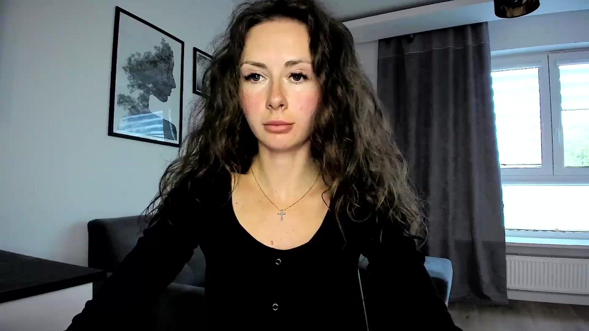 Gallery image thumbnail from Amber_Fry's myfreecams stream on, 04/19/2024, 17:56 image 8 of 20