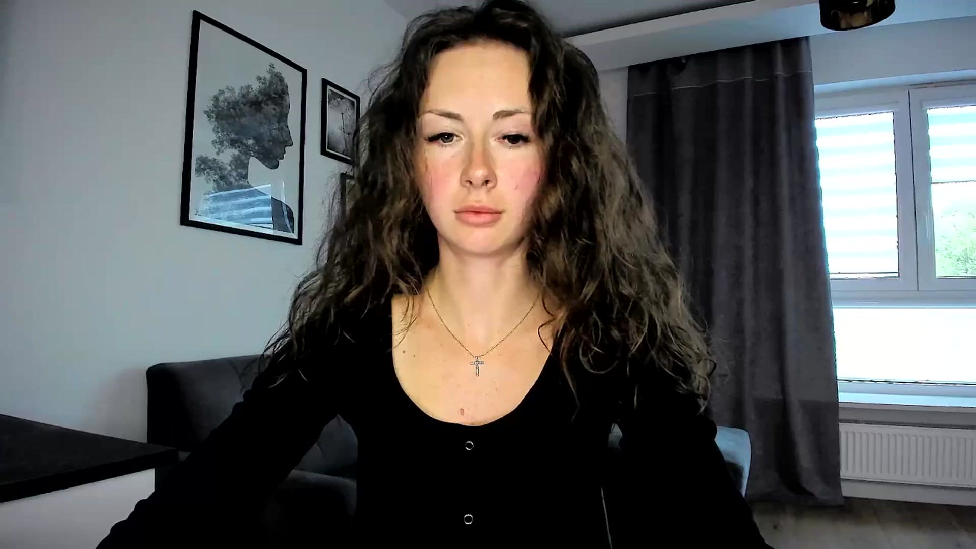 Gallery image thumbnail from Amber_Fry's myfreecams stream on, 04/19/2024, 17:56 image 9 of 20