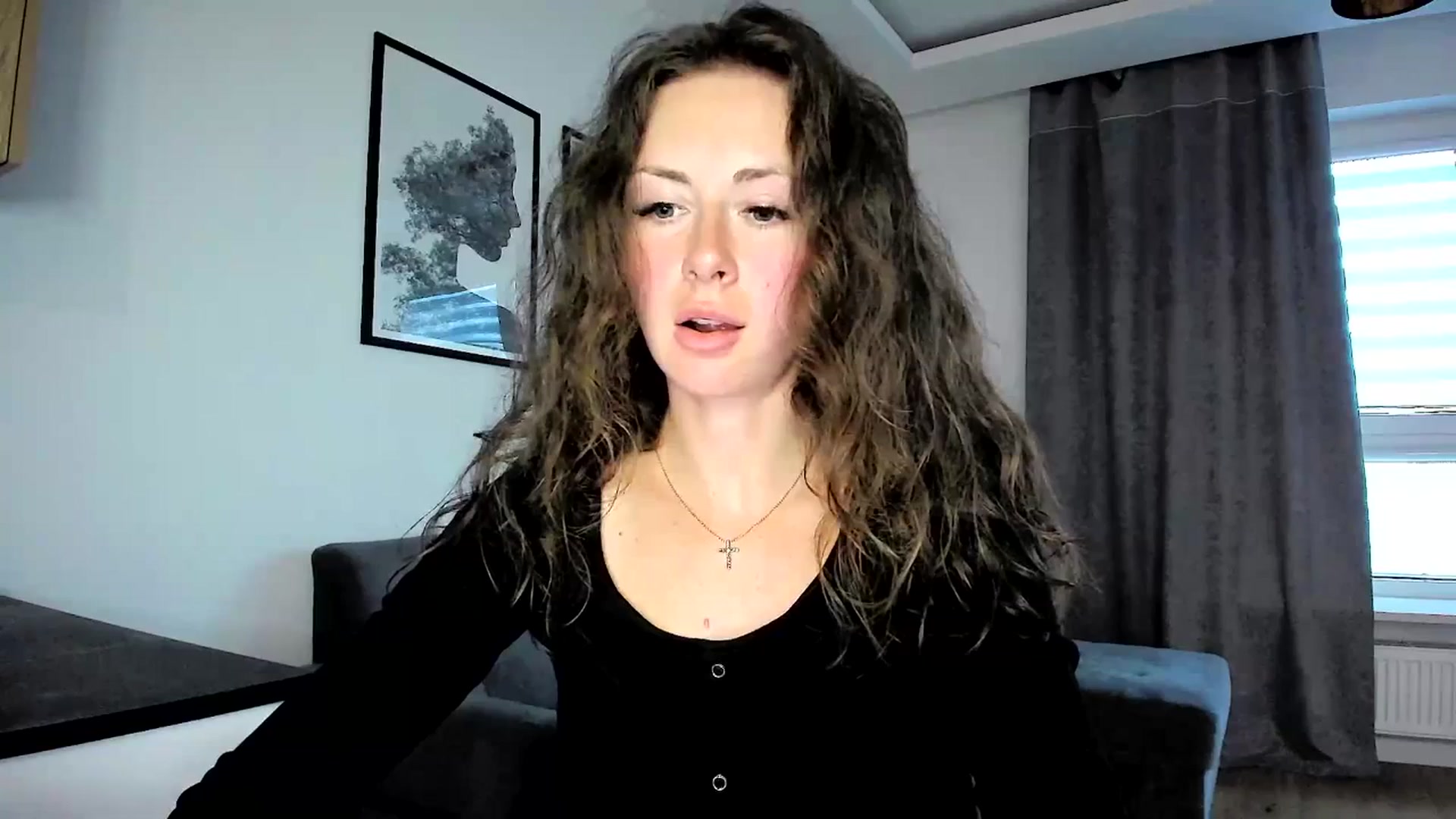 Gallery image thumbnail from Amber_Fry's myfreecams stream on, 04/19/2024, 17:56 image 15 of 20