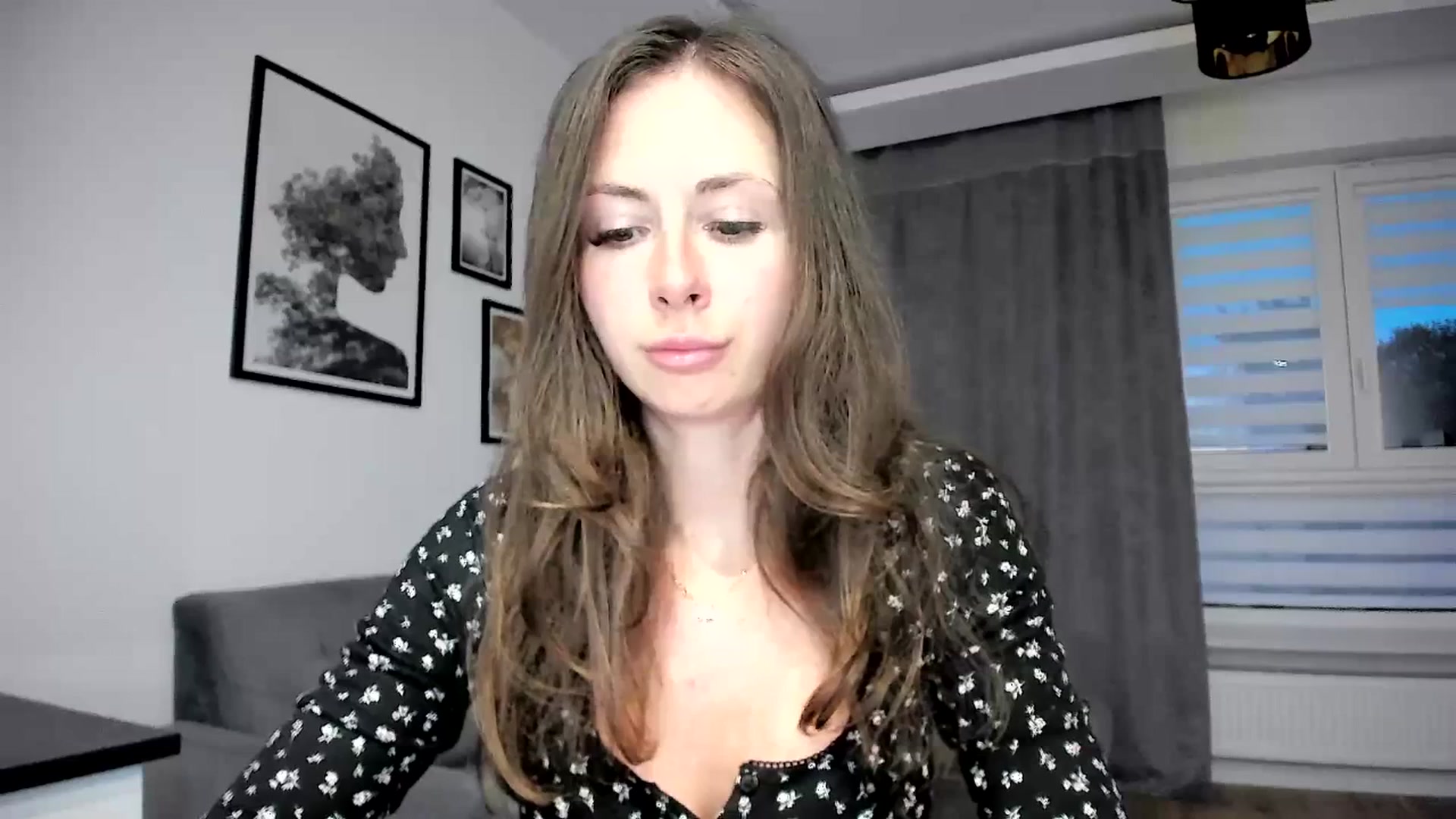 Gallery image thumbnail from Amber_Fry's myfreecams stream on, 04/22/2024, 18:12 image 17 of 20