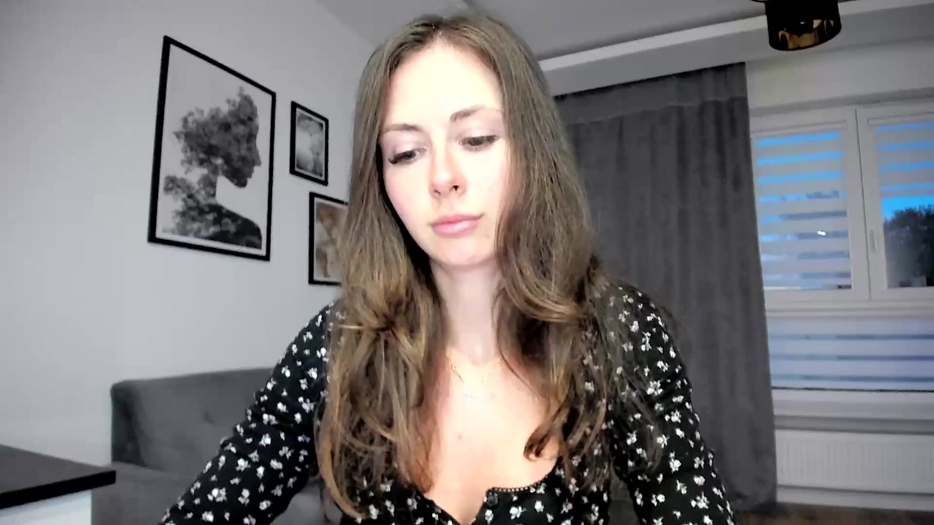Gallery image thumbnail from Amber_Fry's myfreecams stream on, 04/22/2024, 18:12 image 16 of 20