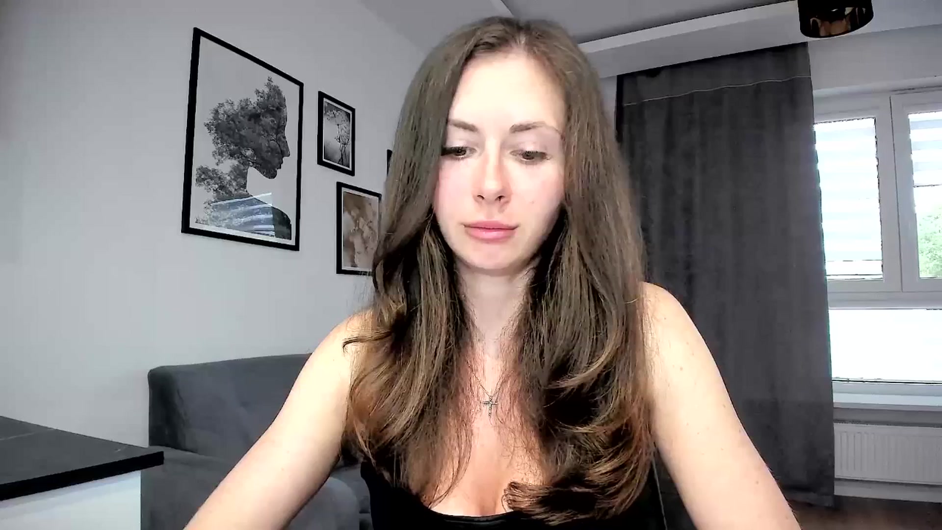 Gallery image thumbnail from Amber_Fry's myfreecams stream on, 04/25/2024, 17:54 image 3 of 20