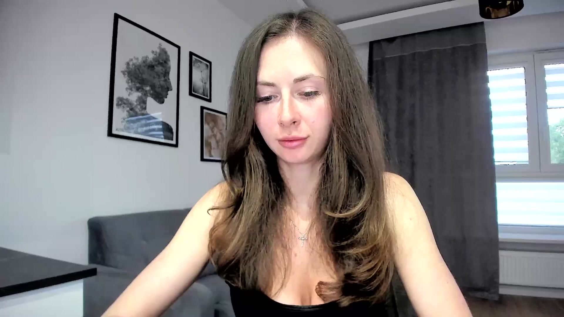 Gallery image thumbnail from Amber_Fry's myfreecams stream on, 04/25/2024, 17:54 image 7 of 20