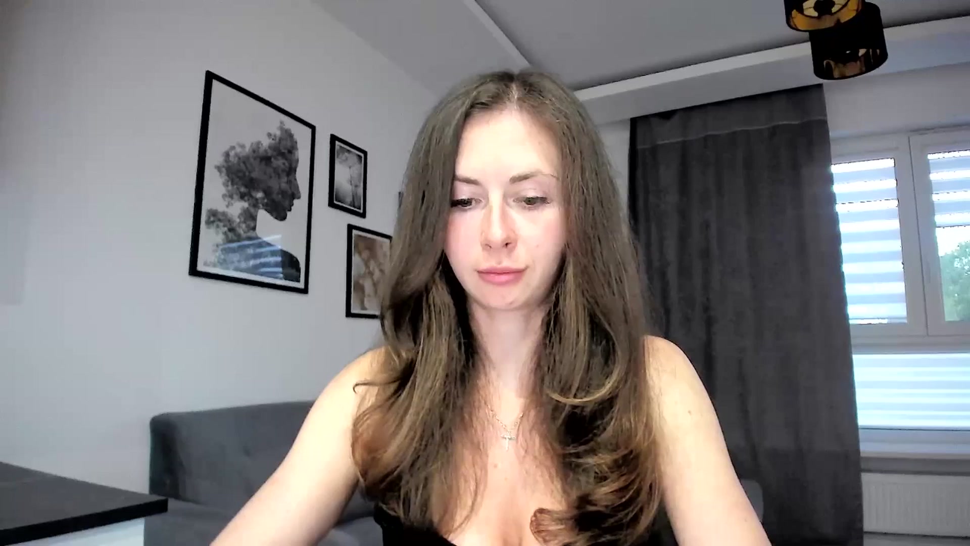 Gallery image thumbnail from Amber_Fry's myfreecams stream on, 04/25/2024, 17:54 image 9 of 20