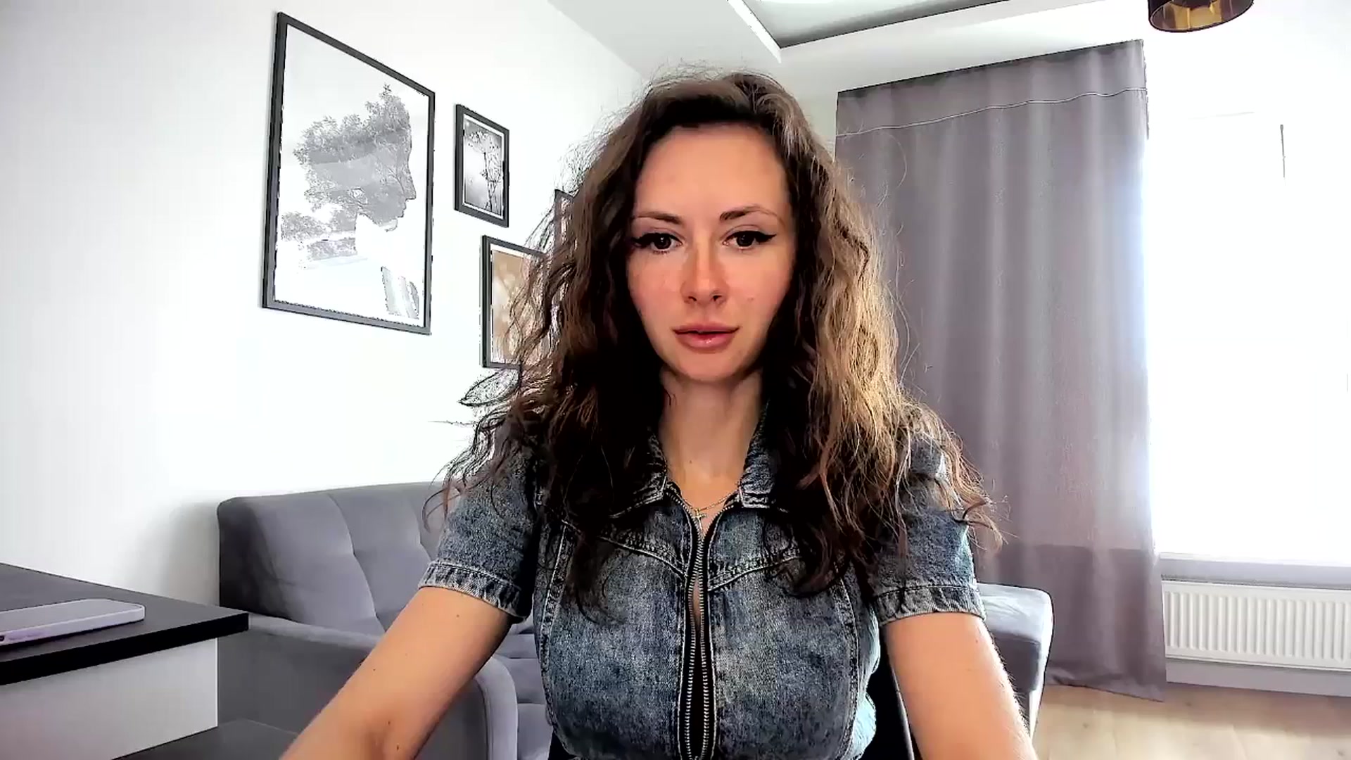Gallery image thumbnail from Amber_Fry's myfreecams stream on, 04/27/2024, 11:38 image 7 of 20