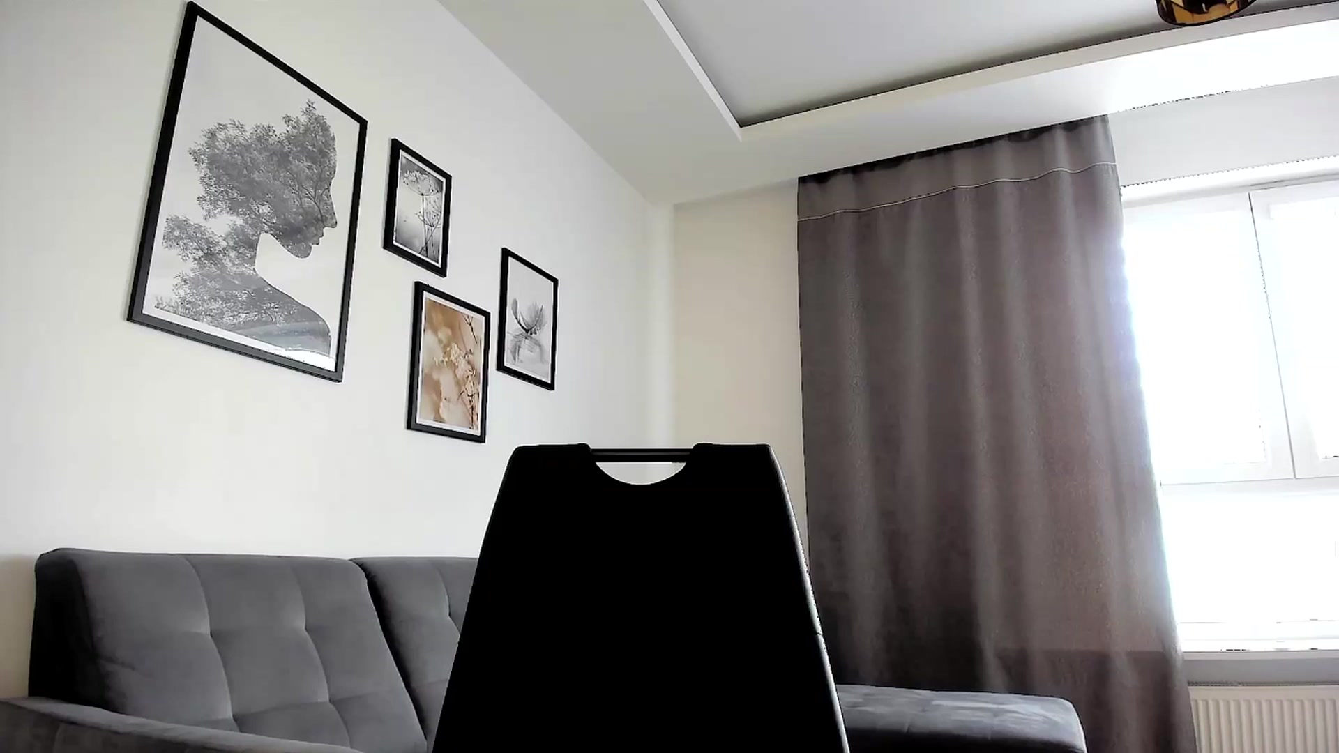 Gallery image thumbnail from Amber_Fry's myfreecams stream on, 04/27/2024, 14:54 image 6 of 20