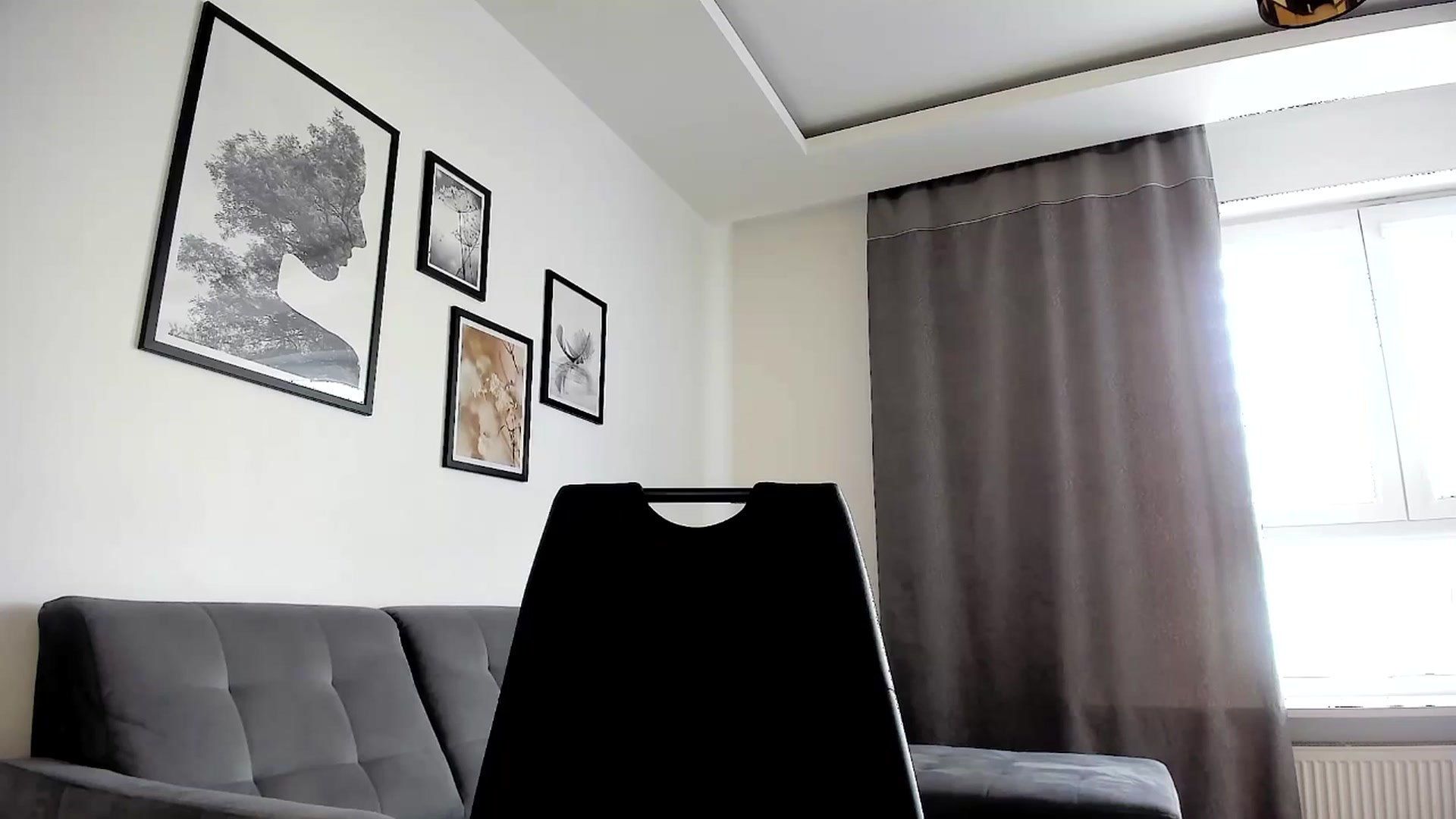 Gallery image thumbnail from Amber_Fry's myfreecams stream on, 04/27/2024, 14:54 image 7 of 20