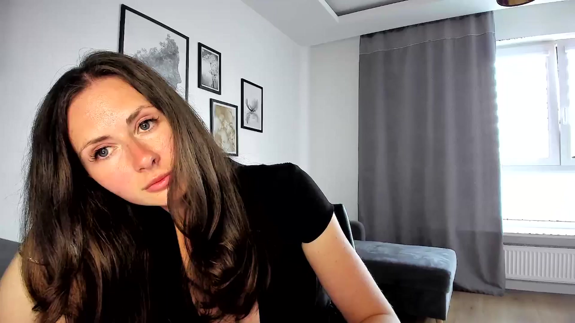 Gallery image thumbnail from Amber_Fry's myfreecams stream on, 04/30/2024, 16:48 image 13 of 20