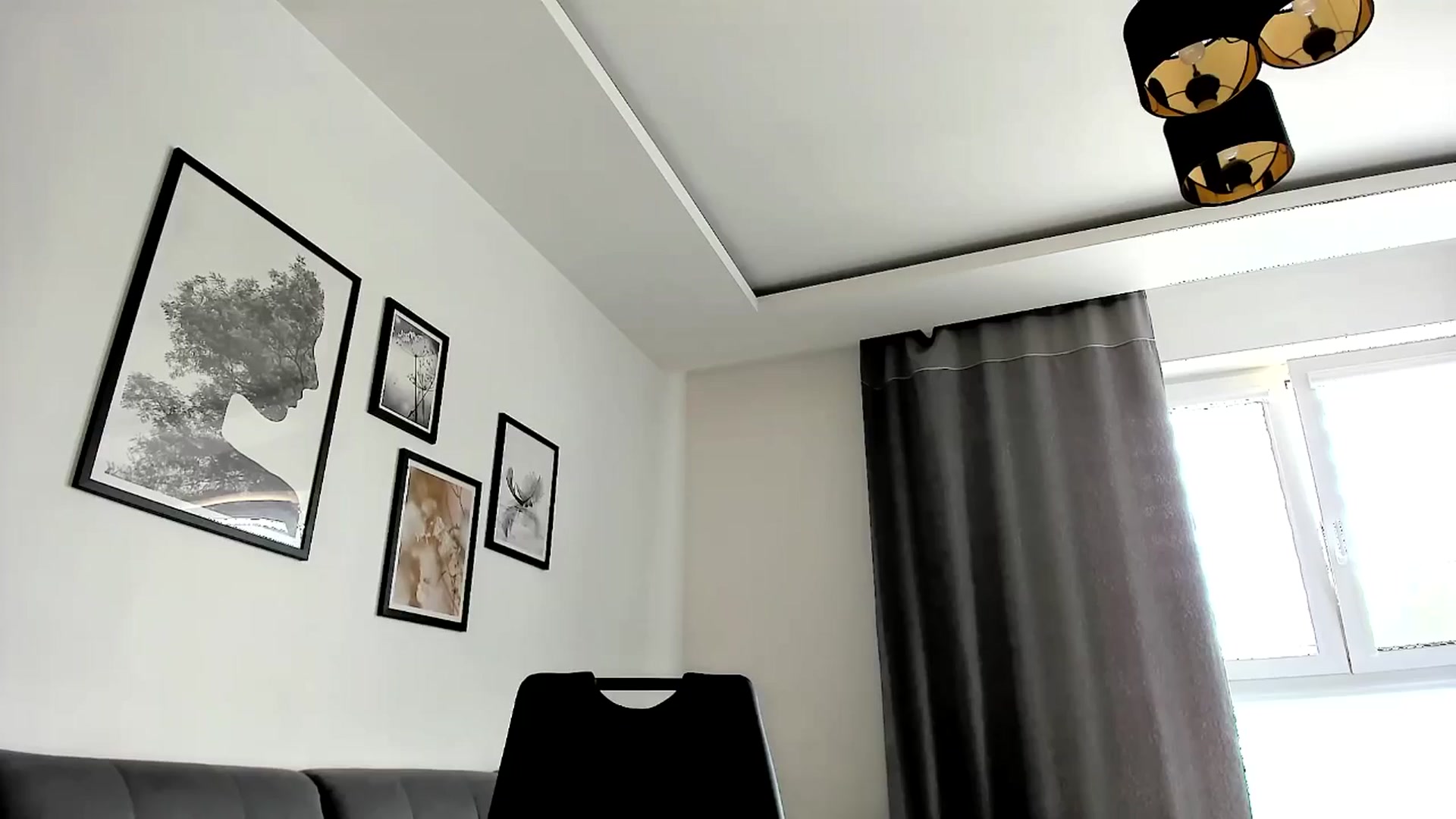 Gallery image thumbnail from Amber_Fry's myfreecams stream on, 05/03/2024, 11:57 image 20 of 20