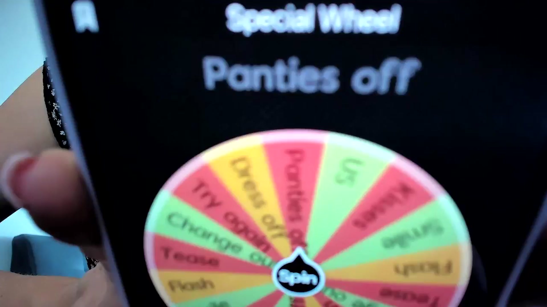 Gallery image thumbnail from Amber_Fry's myfreecams stream on, 05/03/2024, 11:57 image 17 of 20