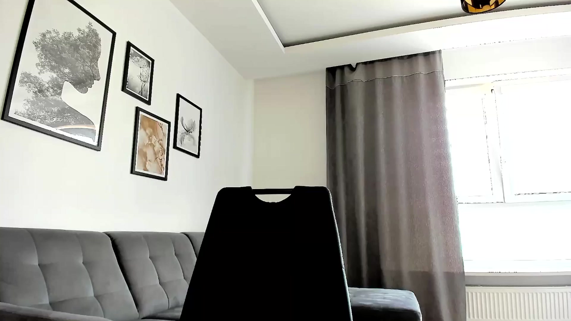 Gallery image thumbnail from Amber_Fry's myfreecams stream on, 05/03/2024, 14:02 image 11 of 20