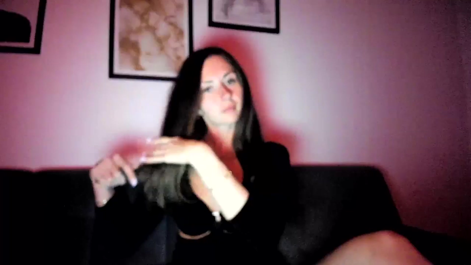Gallery image thumbnail from Amber_Fry's myfreecams stream on, 05/09/2024, 19:12 image 11 of 20