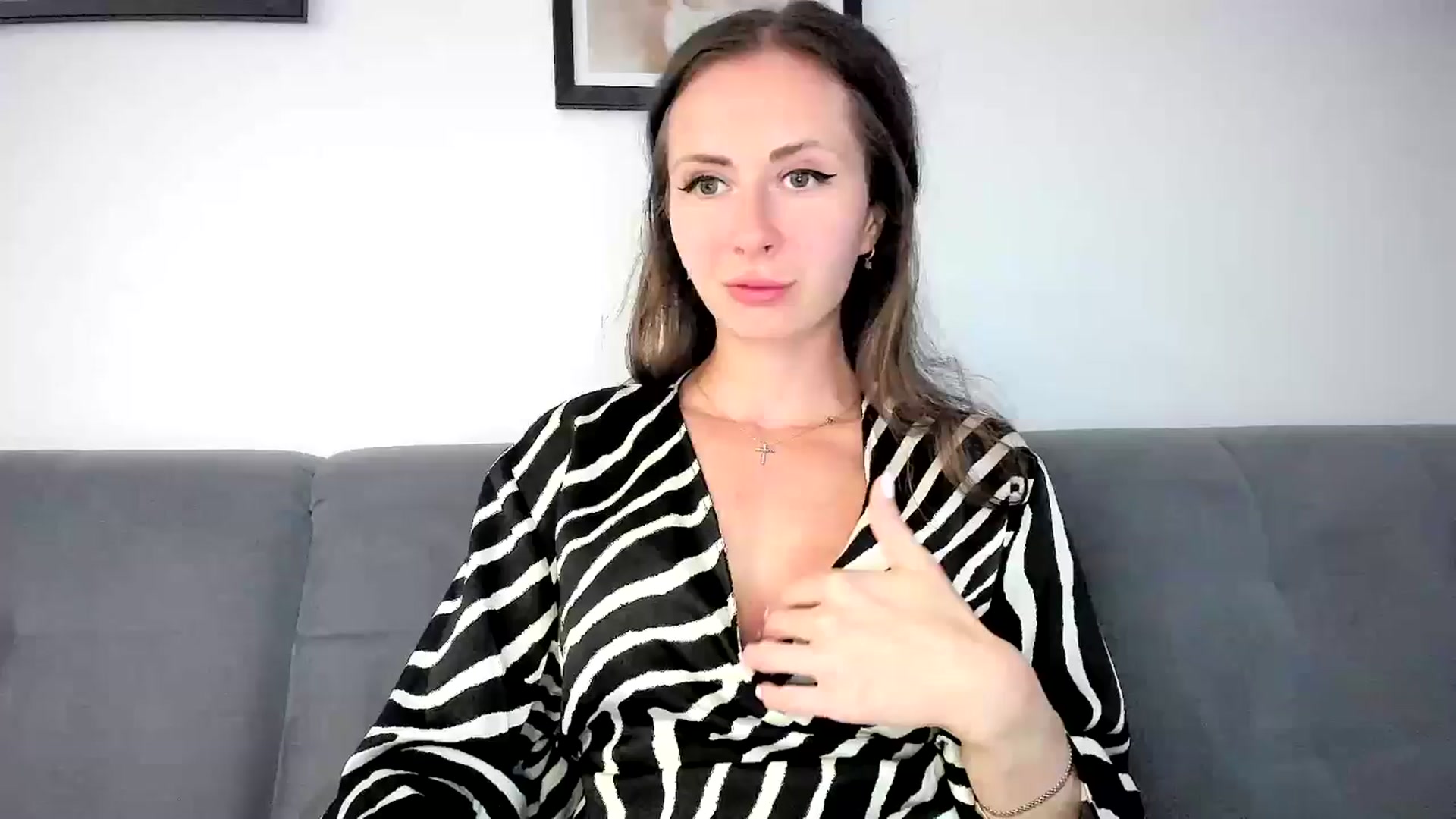 Gallery image thumbnail from Amber_Fry's myfreecams stream on, 05/10/2024, 17:50 image 14 of 20
