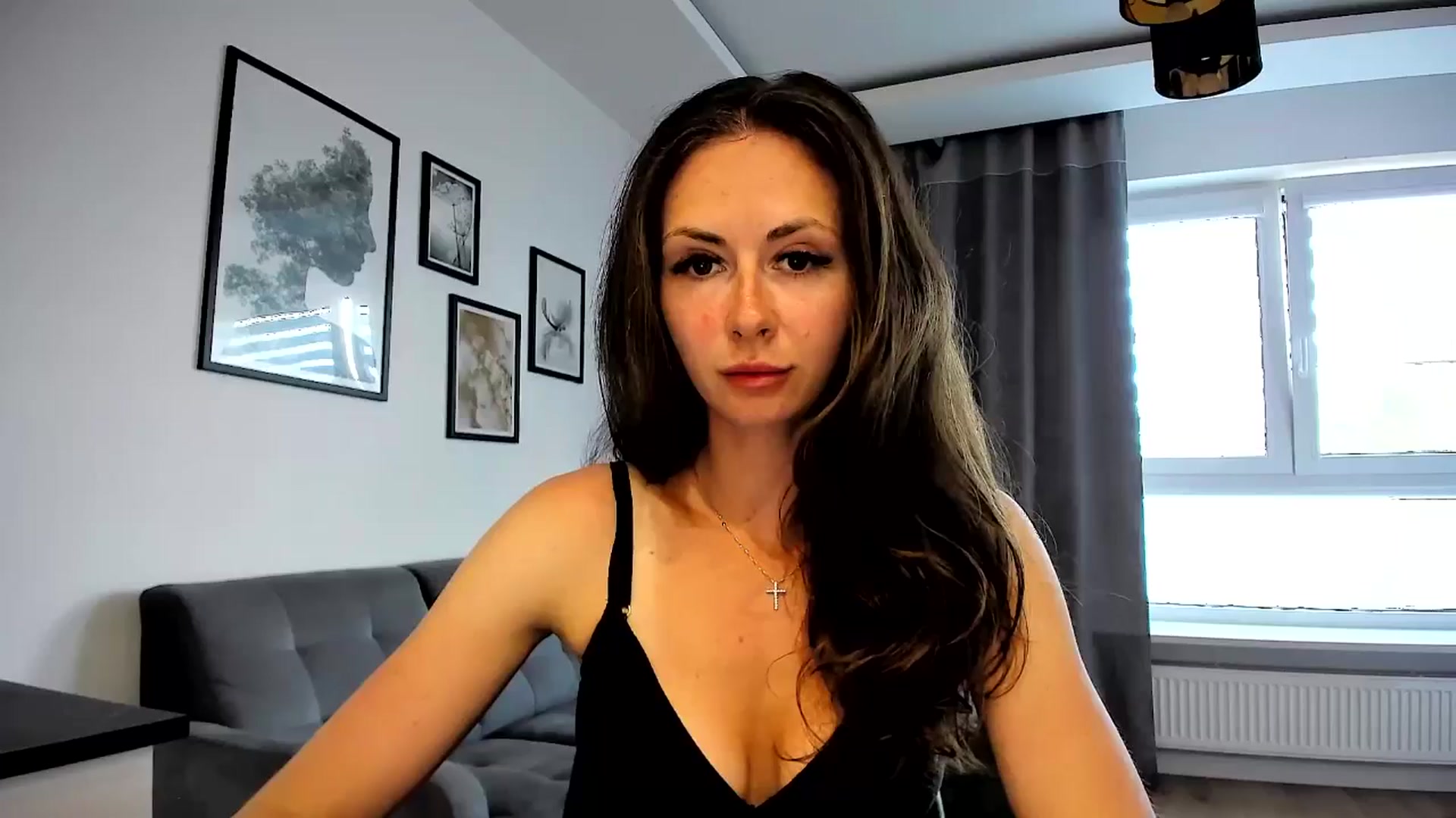 Gallery image thumbnail from Amber_Fry's myfreecams stream on, 05/20/2024, 18:40 image 1 of 20