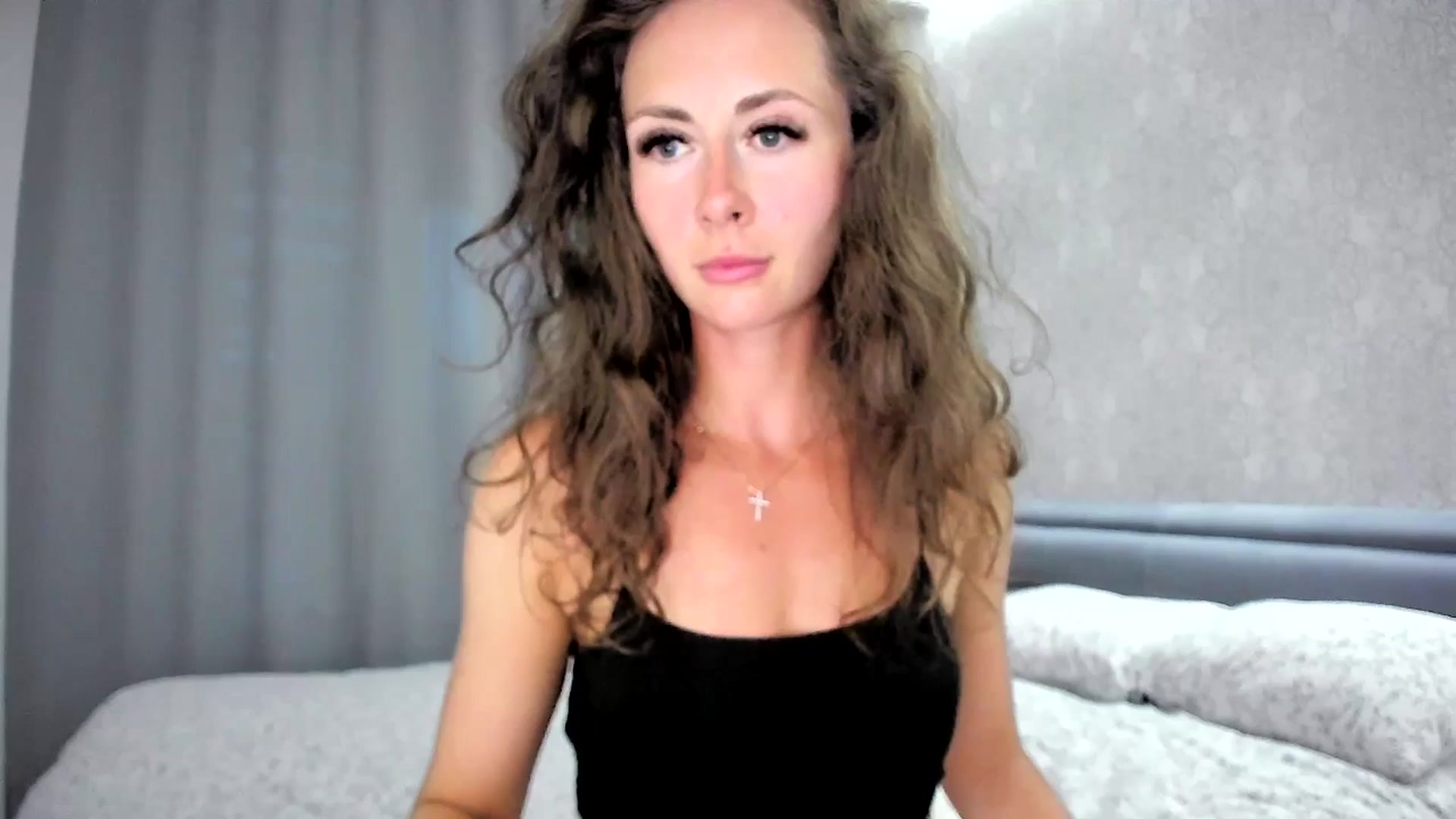 Gallery image thumbnail from Amber_Fry's myfreecams stream on, 06/21/2024, 19:32 image 13 of 20