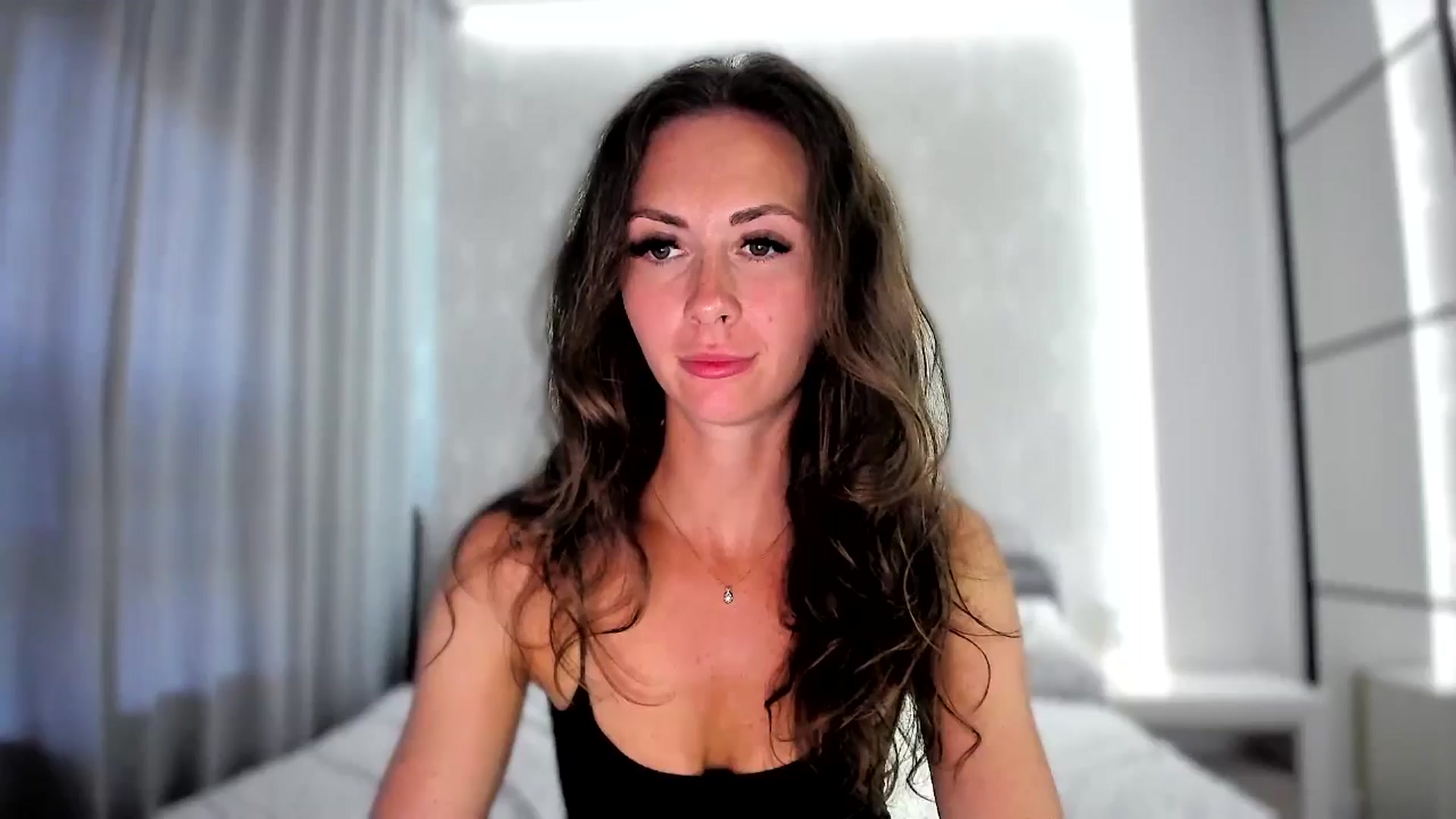 Gallery image thumbnail from Amber_Fry's myfreecams stream on, 06/29/2024, 16:33 image 8 of 20