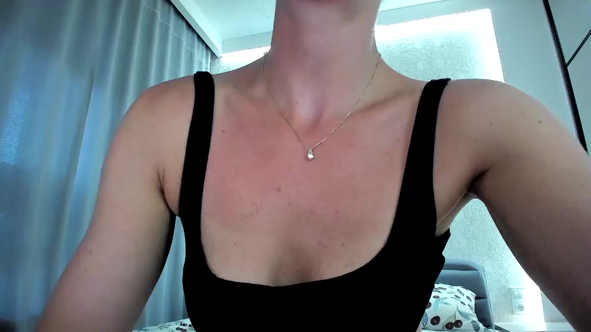 Gallery image thumbnail from Amber_Fry's myfreecams stream on, 07/06/2024, 19:26 image 7 of 20