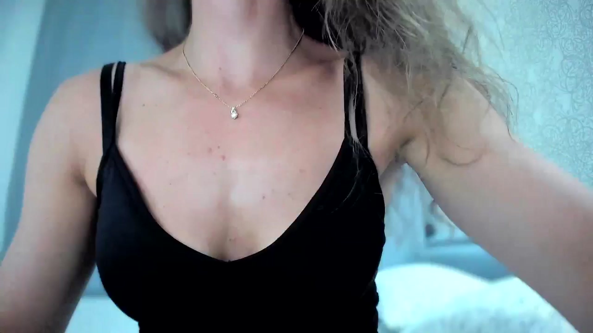 Gallery image thumbnail from Amber_Fry's myfreecams stream on, 07/25/2024, 18:09 image 13 of 20
