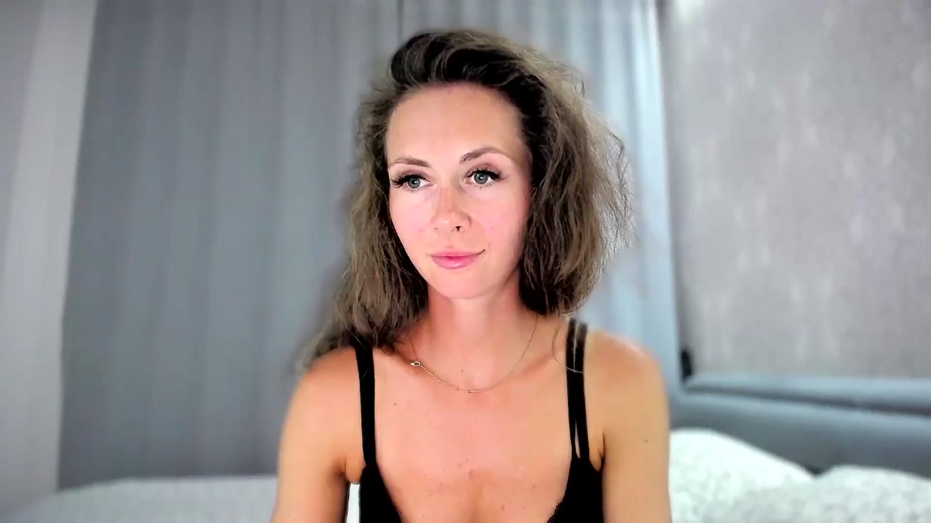 Gallery image thumbnail from Amber_Fry's myfreecams stream on, 07/25/2024, 19:10 image 18 of 20