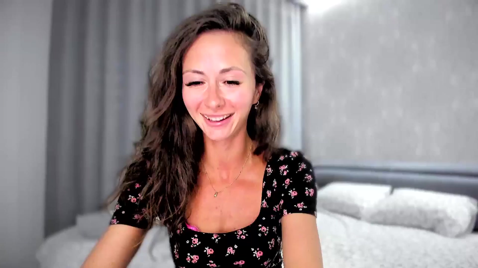 Gallery image thumbnail from Amber_Fry's myfreecams stream on, 07/28/2024, 19:50 image 12 of 20