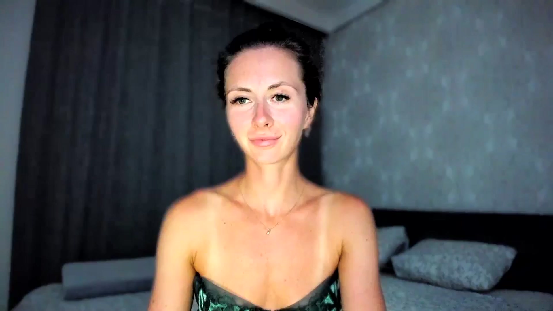 Gallery image thumbnail from Amber_Fry's myfreecams stream on, 07/30/2024, 21:47 image 12 of 20
