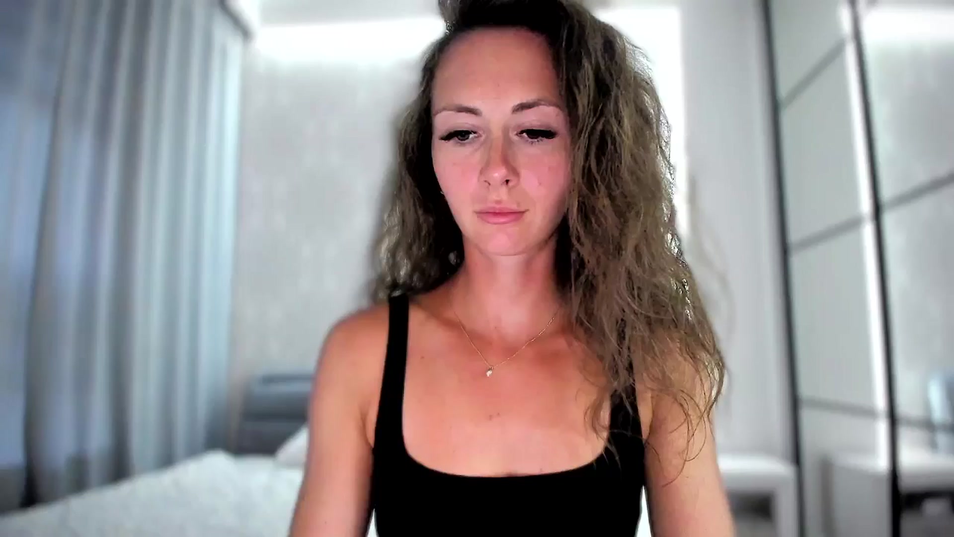 Gallery image thumbnail from Amber_Fry's myfreecams stream on, 08/01/2024, 17:35 image 4 of 20