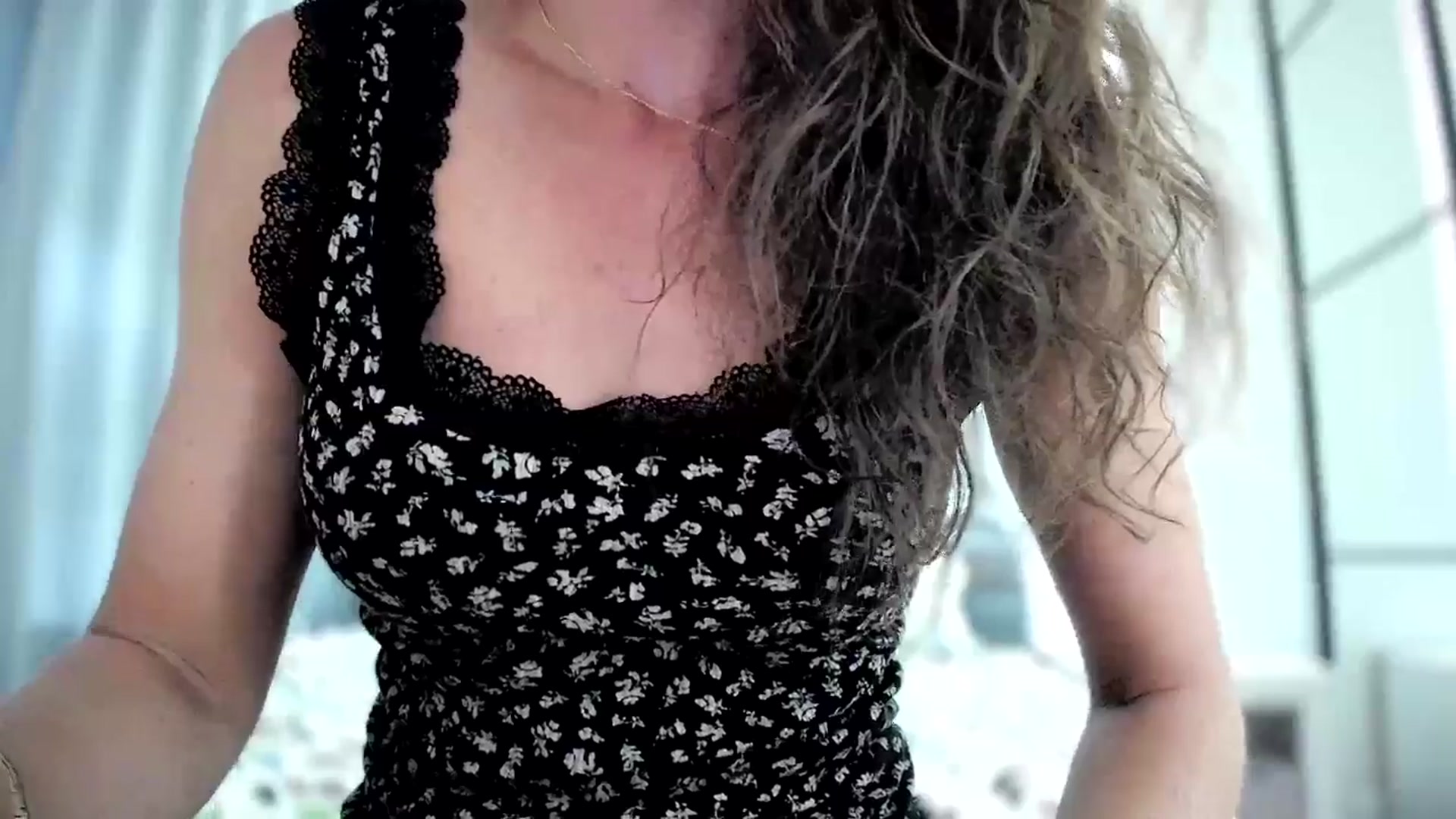 Gallery image thumbnail from Amber_Fry's myfreecams stream on, 08/09/2024, 18:02 image 10 of 20