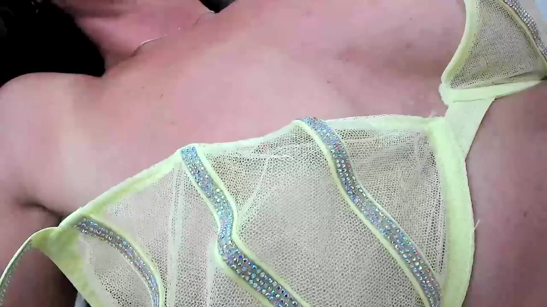 Gallery image thumbnail from Amber_Fry's myfreecams stream on, 08/09/2024, 20:43 image 11 of 20