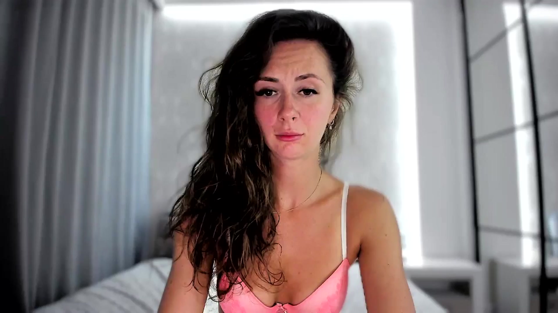 Gallery image thumbnail from Amber_Fry's myfreecams stream on, 08/21/2024, 19:52 image 4 of 20