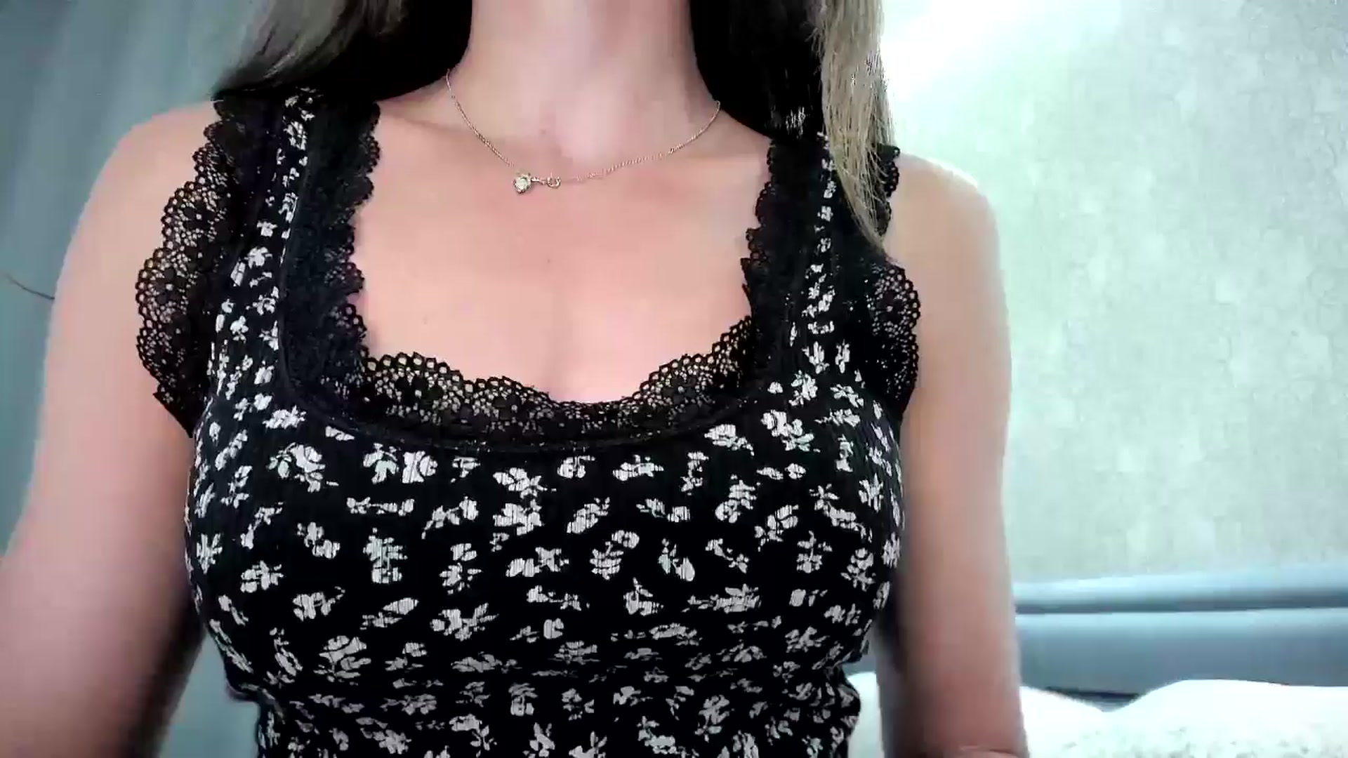 Gallery image thumbnail from Amber_Fry's myfreecams stream on, 08/26/2024, 19:31 image 18 of 20