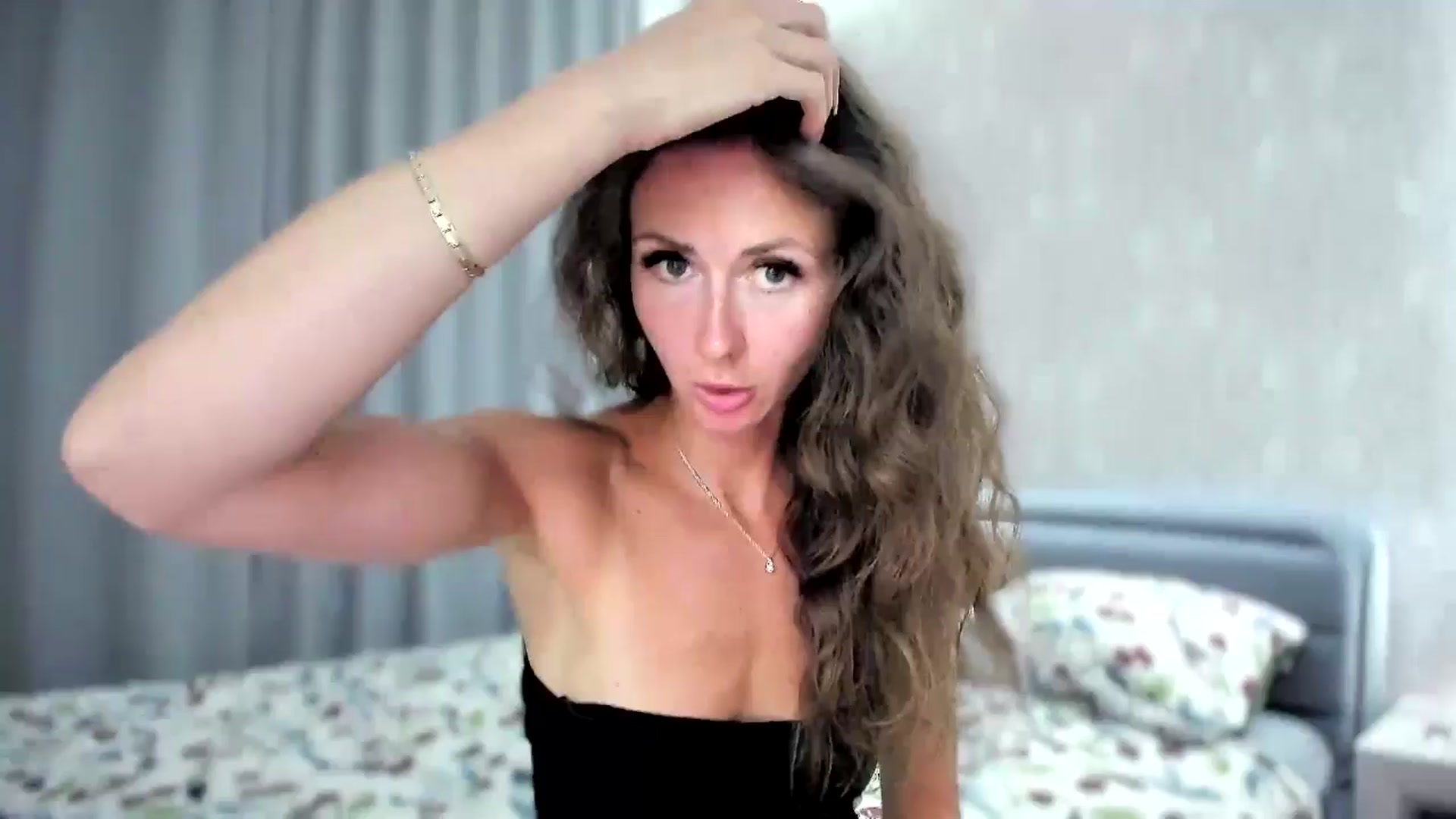 Gallery image thumbnail from Amber_Fry's myfreecams stream on, 09/04/2024, 19:23 image 12 of 20
