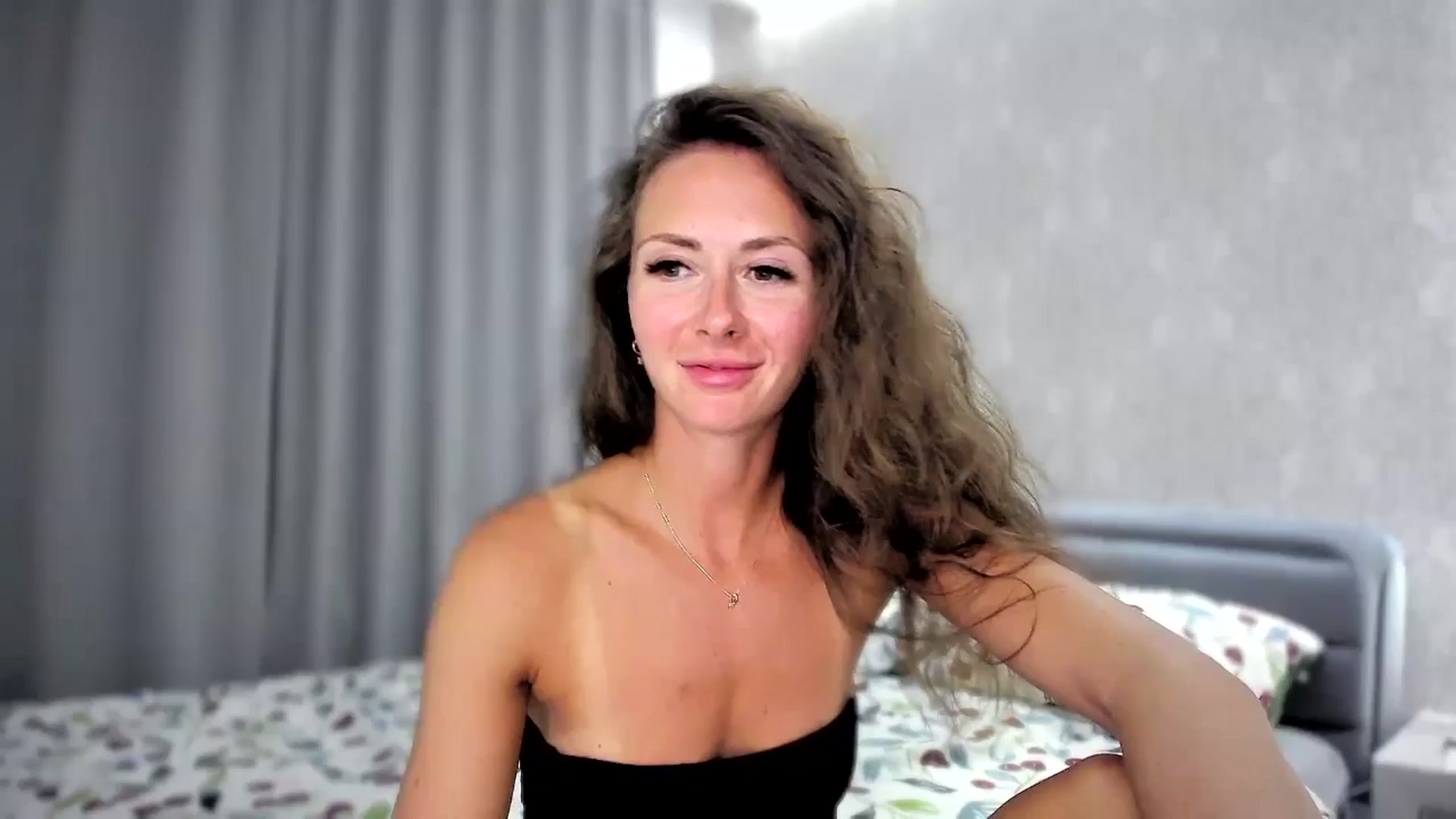 Gallery image thumbnail from Amber_Fry's myfreecams stream on, 09/04/2024, 19:23 image 5 of 20