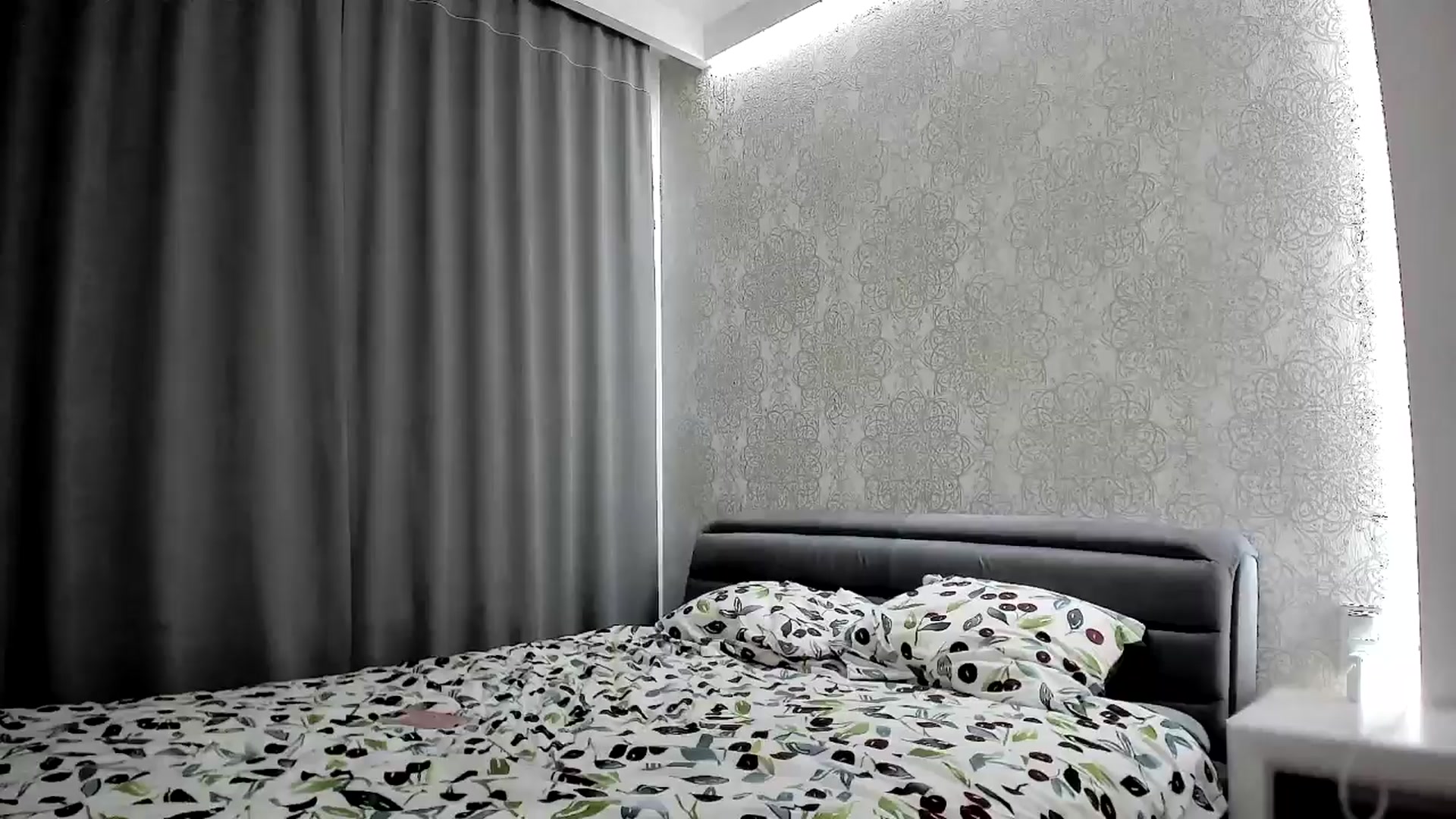 Gallery image thumbnail from Amber_Fry's myfreecams stream on, 09/05/2024, 19:53 image 20 of 20