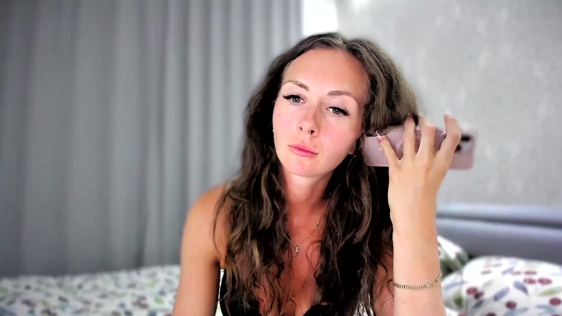Gallery image thumbnail from Amber_Fry's myfreecams stream on, 09/06/2024, 21:30 image 15 of 20