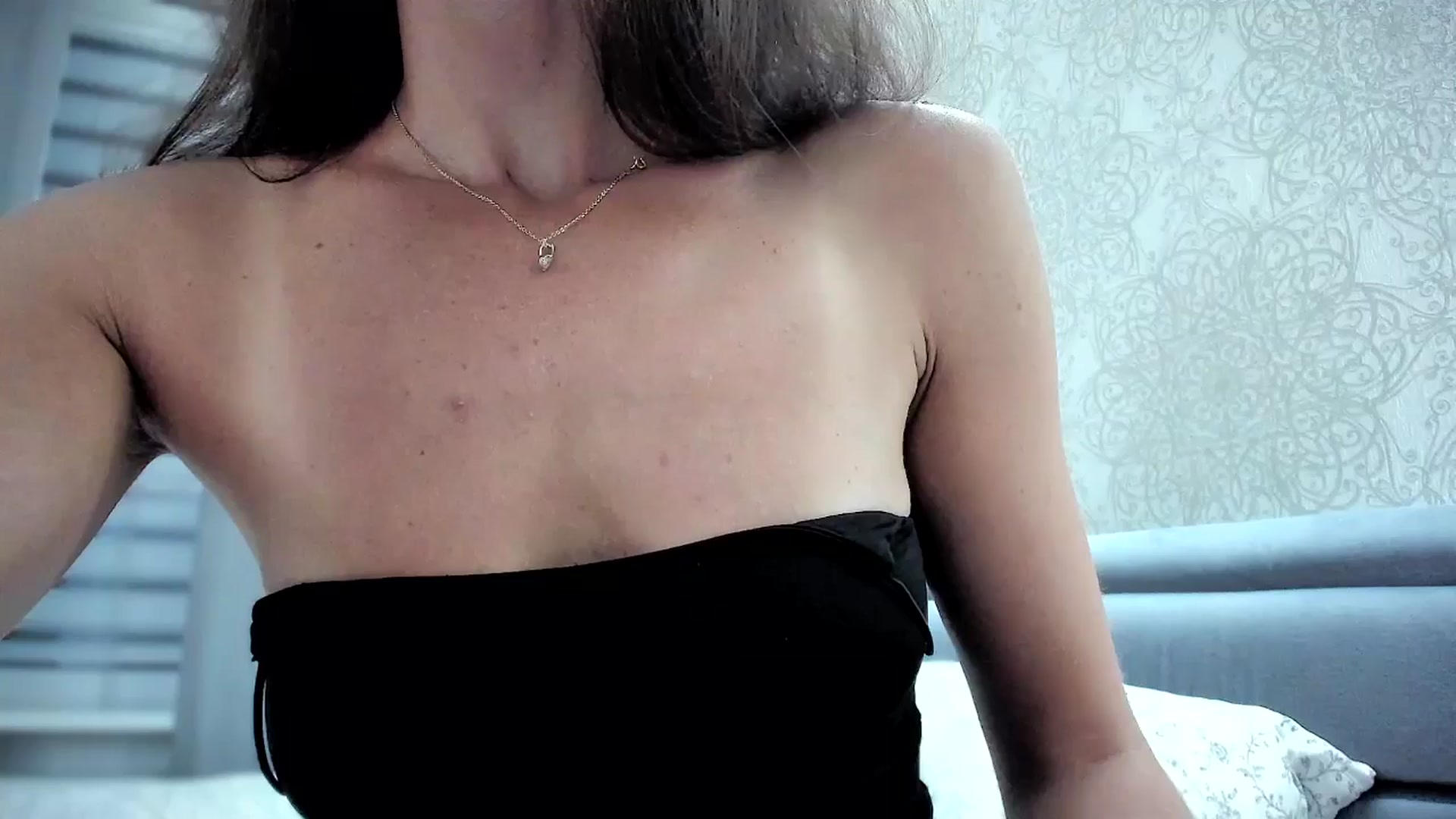 Gallery image thumbnail from Amber_Fry's myfreecams stream on, 09/10/2024, 18:20 image 13 of 20