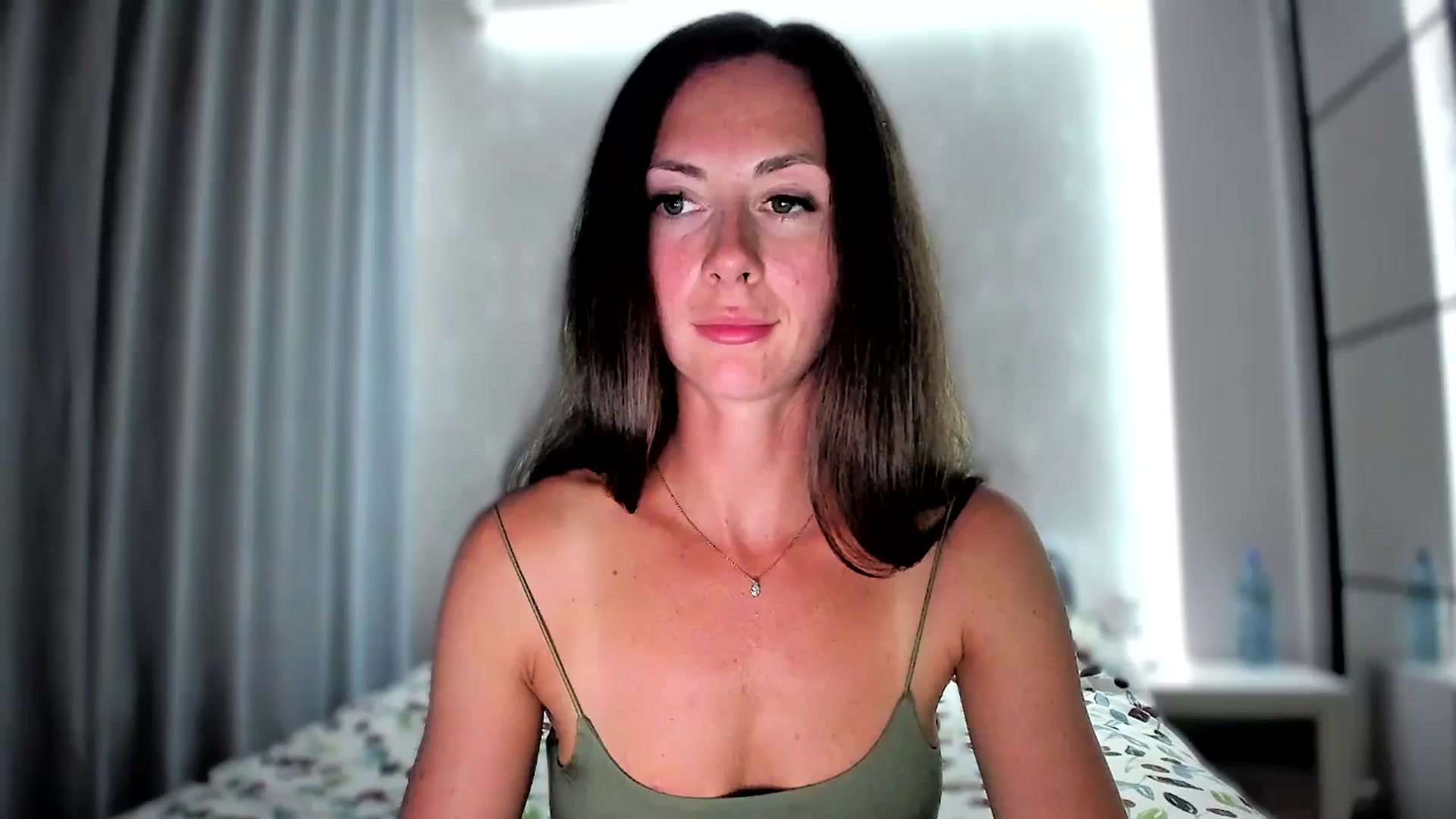 Gallery image thumbnail from Amber_Fry's myfreecams stream on, 09/23/2024, 20:29 image 2 of 20