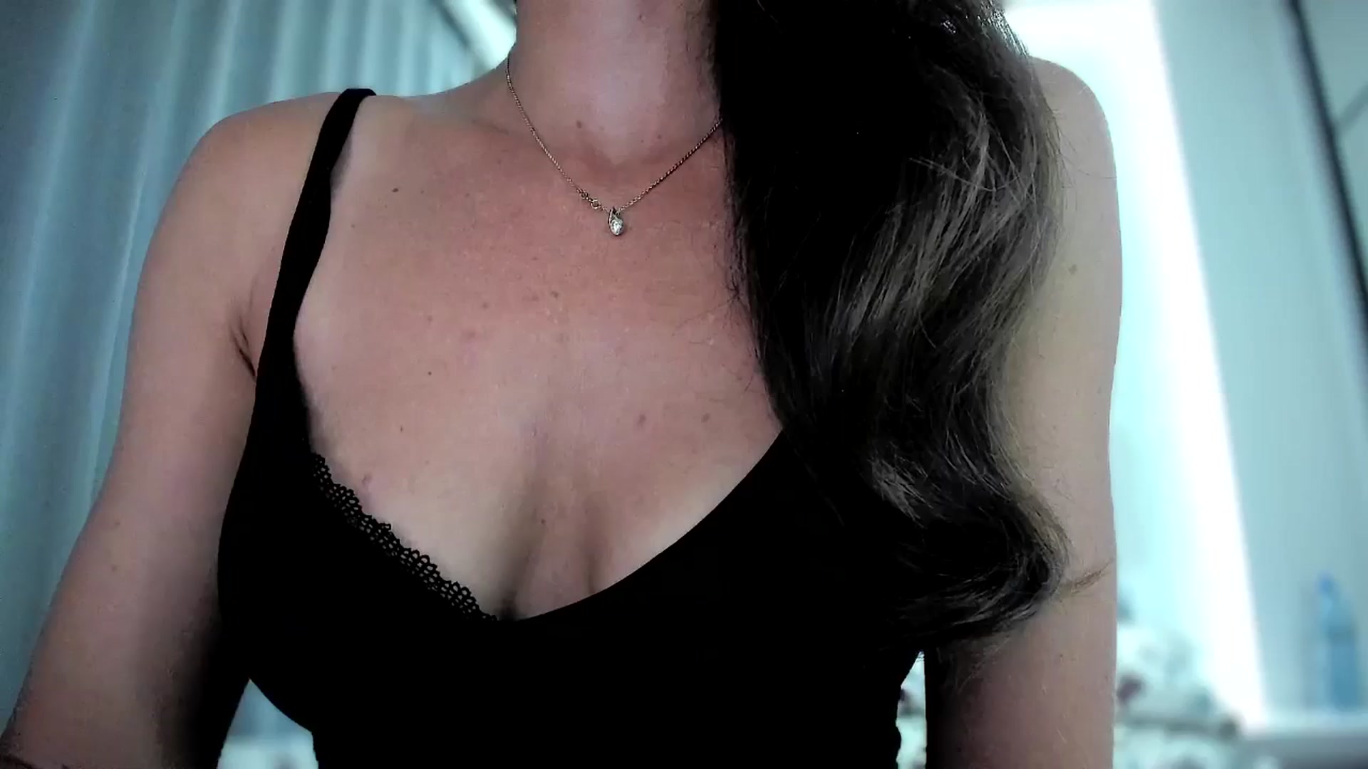 Gallery image thumbnail from Amber_Fry's myfreecams stream on, 09/24/2024, 17:59 image 9 of 20