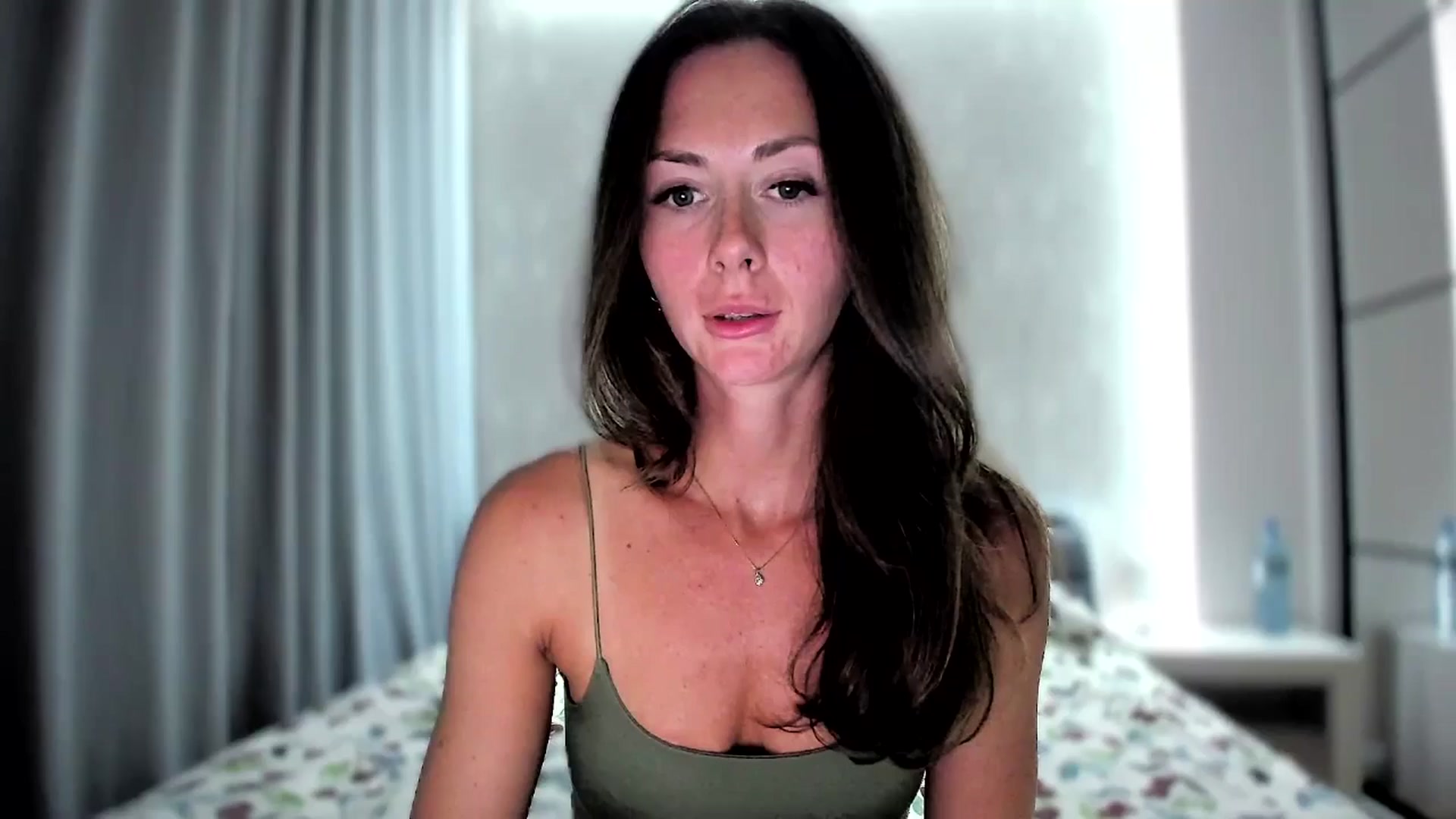Gallery image thumbnail from Amber_Fry's myfreecams stream on, 09/28/2024, 17:24 image 1 of 20