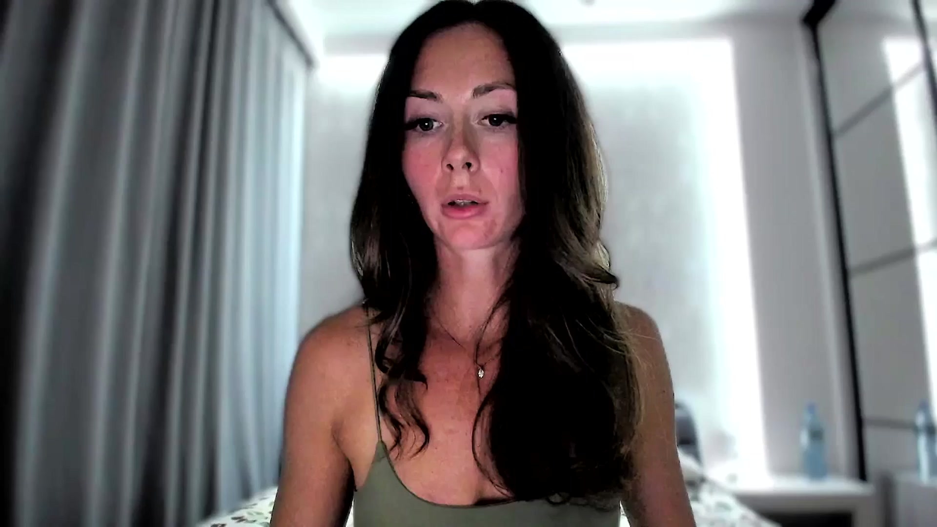 Gallery image thumbnail from Amber_Fry's myfreecams stream on, 09/28/2024, 19:55 image 7 of 20