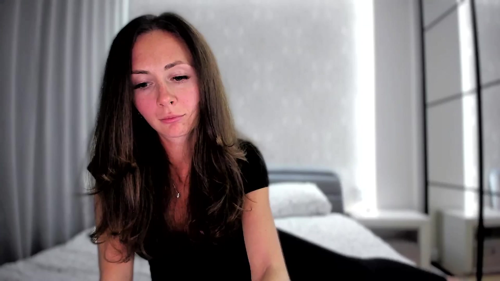 Gallery image thumbnail from Amber_Fry's myfreecams stream on, 09/30/2024, 19:45 image 11 of 20