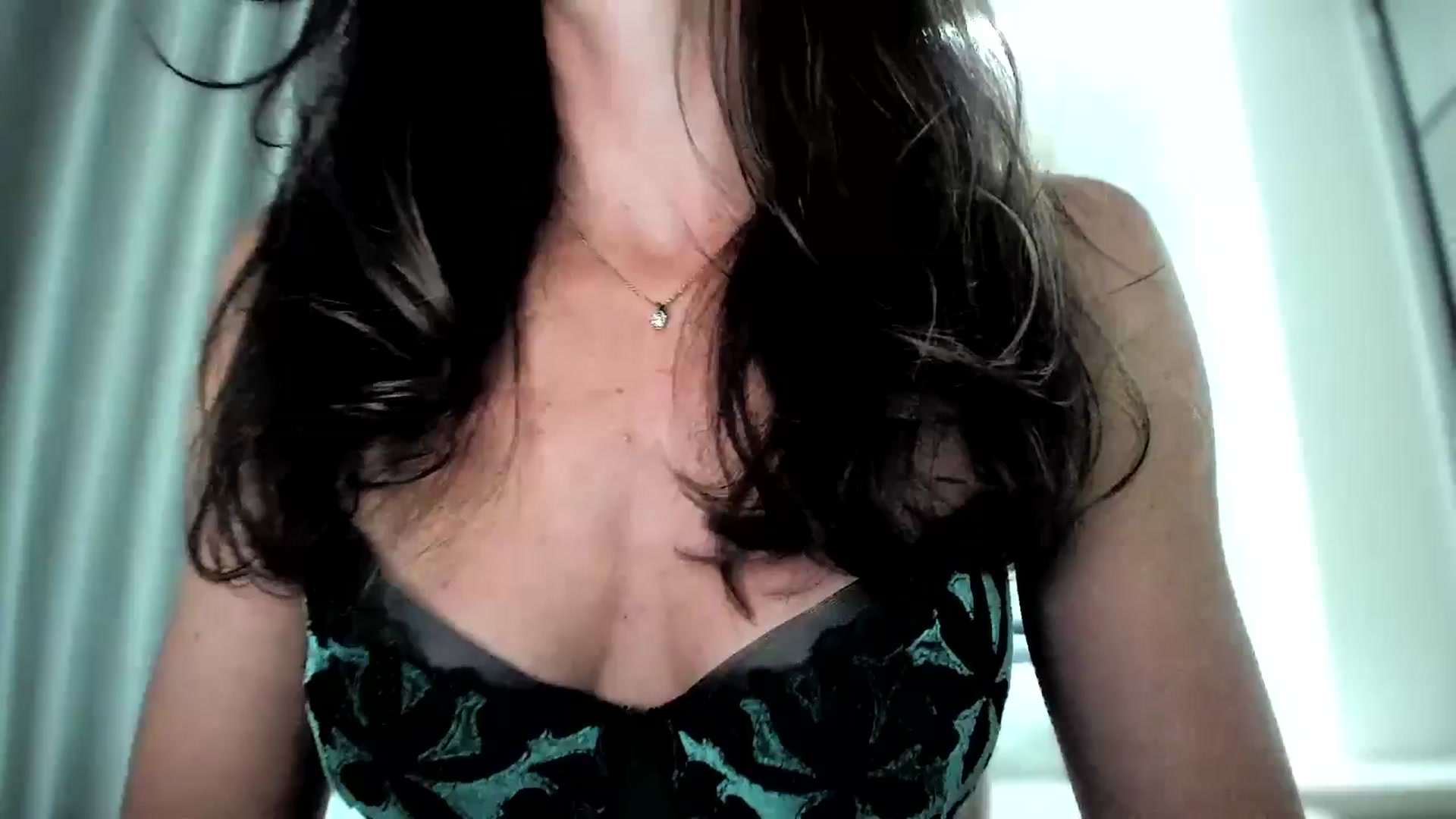 Gallery image thumbnail from Amber_Fry's myfreecams stream on, 10/01/2024, 18:50 image 12 of 20